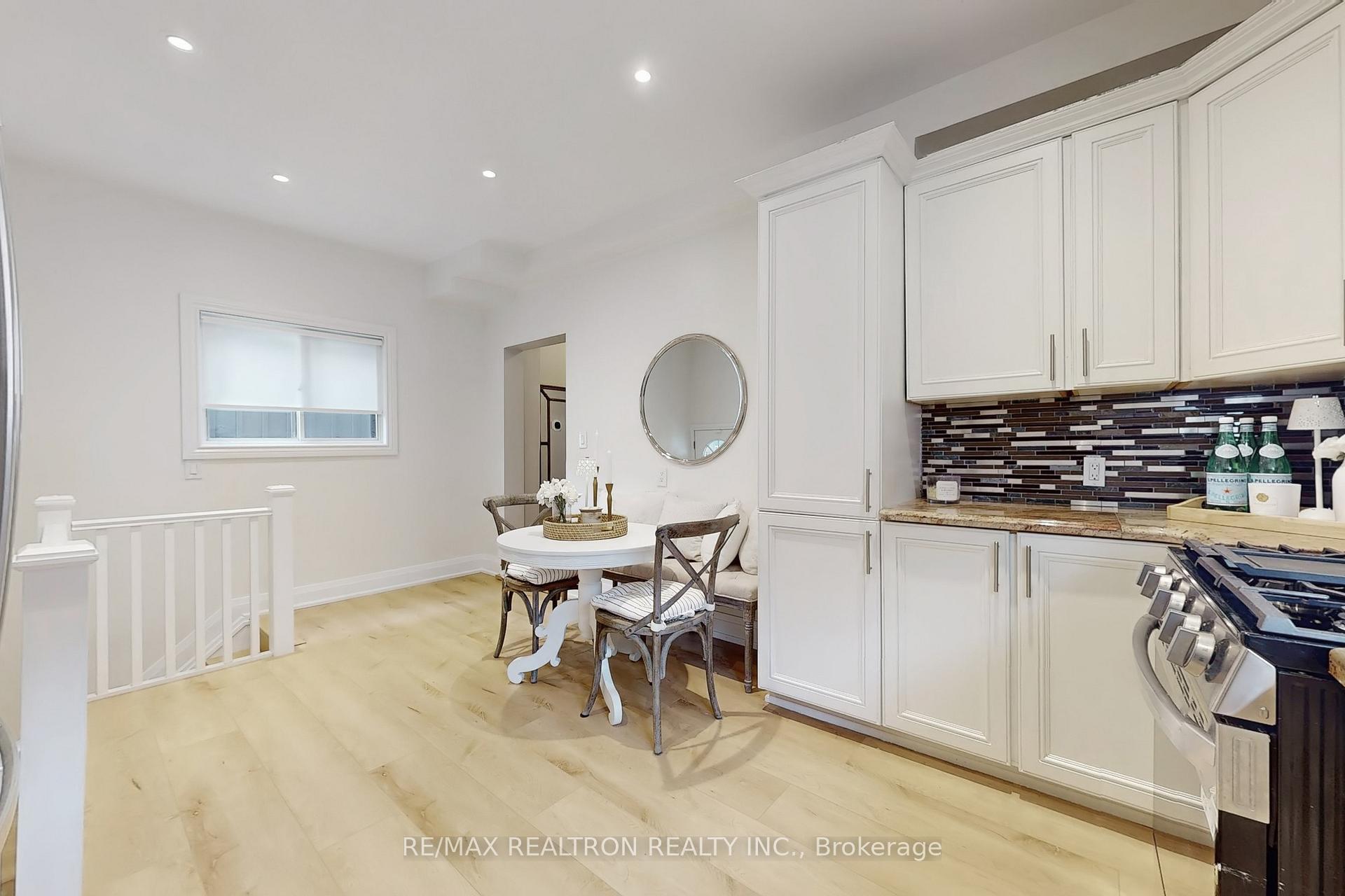 Photo 13 of 237 Winnett Avenue, Toronto, Humewood-Cedarvale — HOMEH
