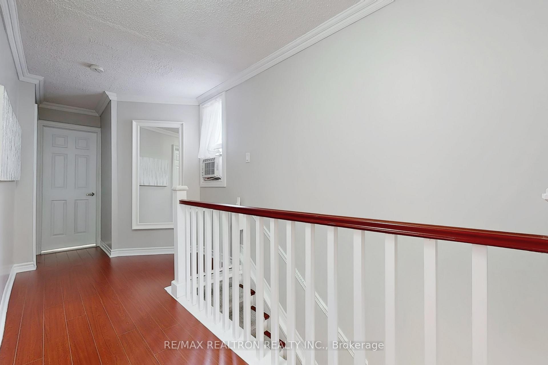 Photo 19 of 237 Winnett Avenue, Toronto, Humewood-Cedarvale — HOMEH