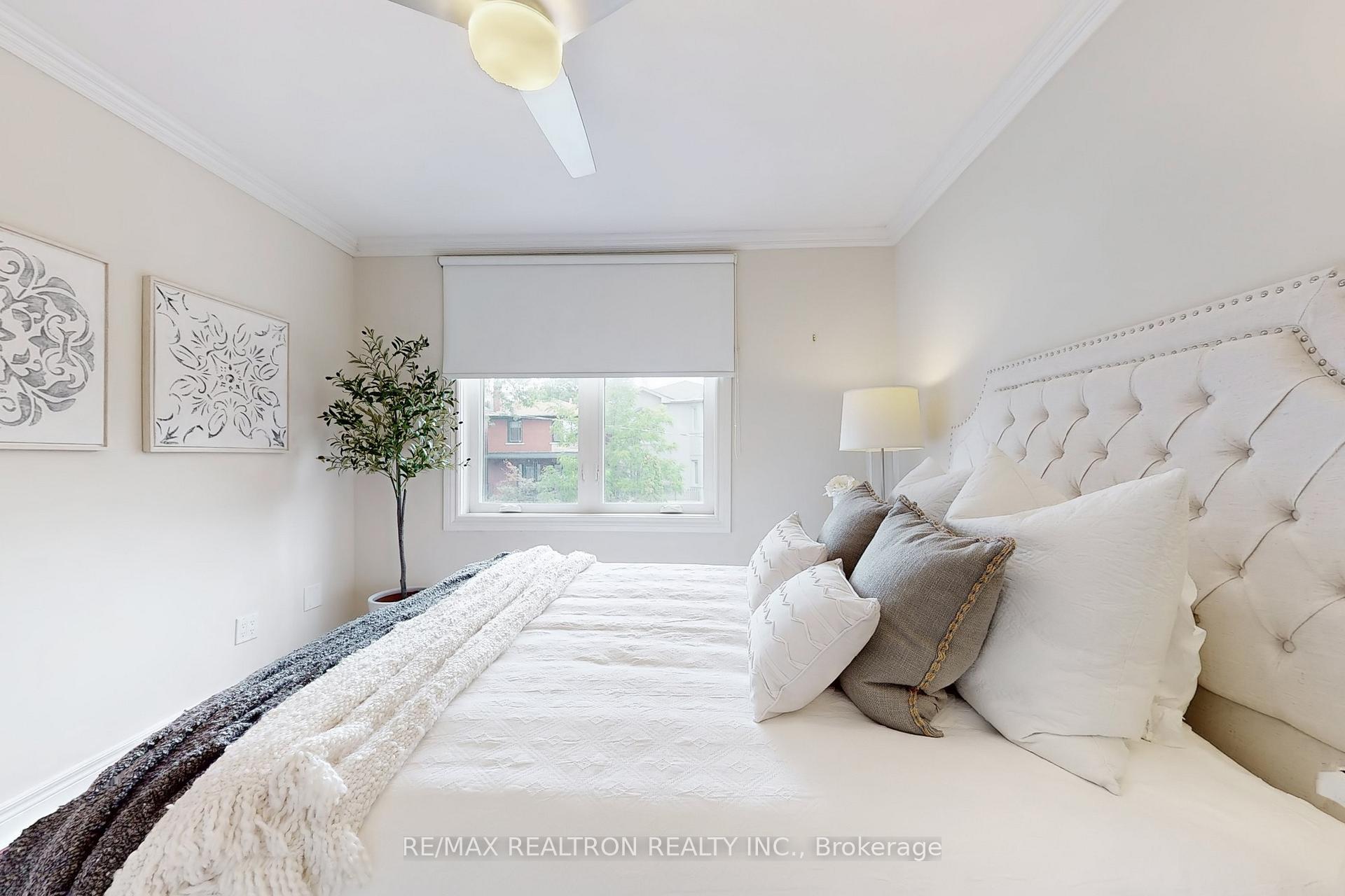Photo 23 of 237 Winnett Avenue, Toronto, Humewood-Cedarvale — HOMEH