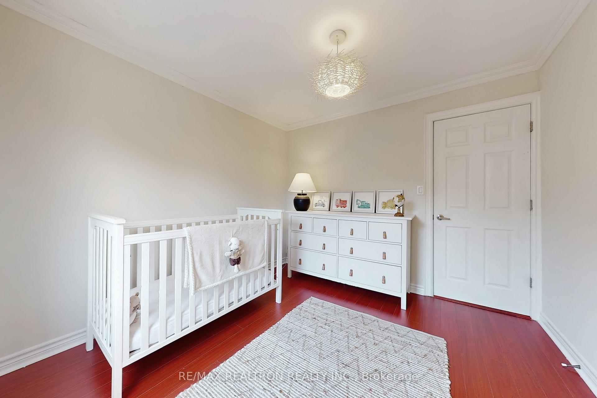Photo 25 of 237 Winnett Avenue, Toronto, Humewood-Cedarvale — HOMEH