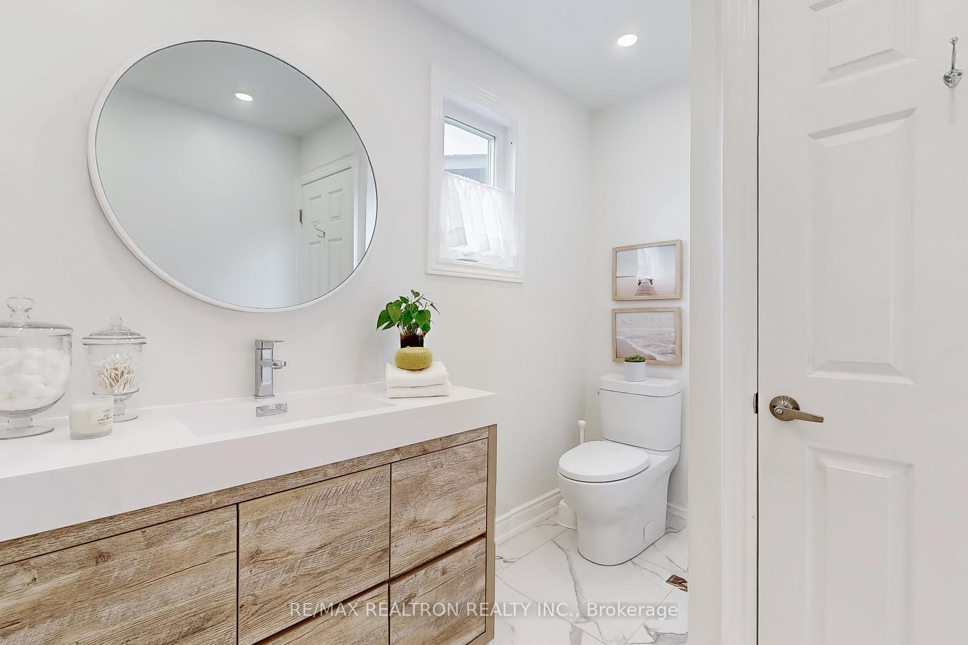 Photo 31 of 237 Winnett Avenue, Toronto, Humewood-Cedarvale — HOMEH