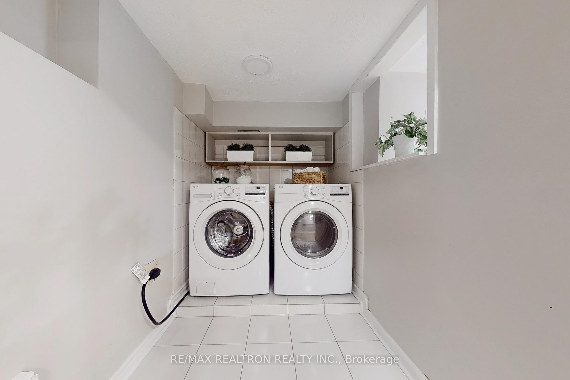 Photo 36 of 237 Winnett Avenue, Toronto, Humewood-Cedarvale — HOMEH