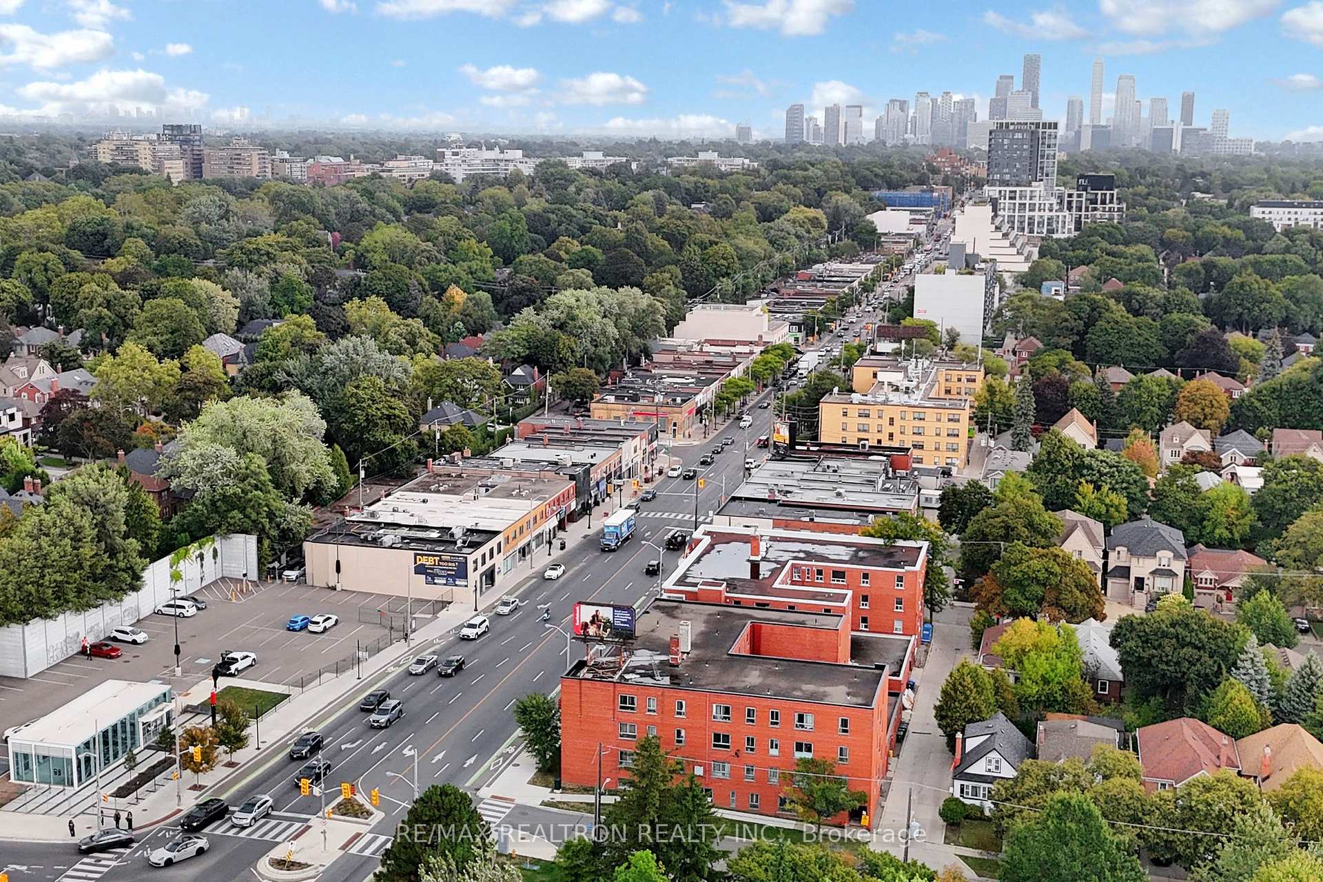Photo 49 of 237 Winnett Avenue, Toronto, Humewood-Cedarvale — HOMEH