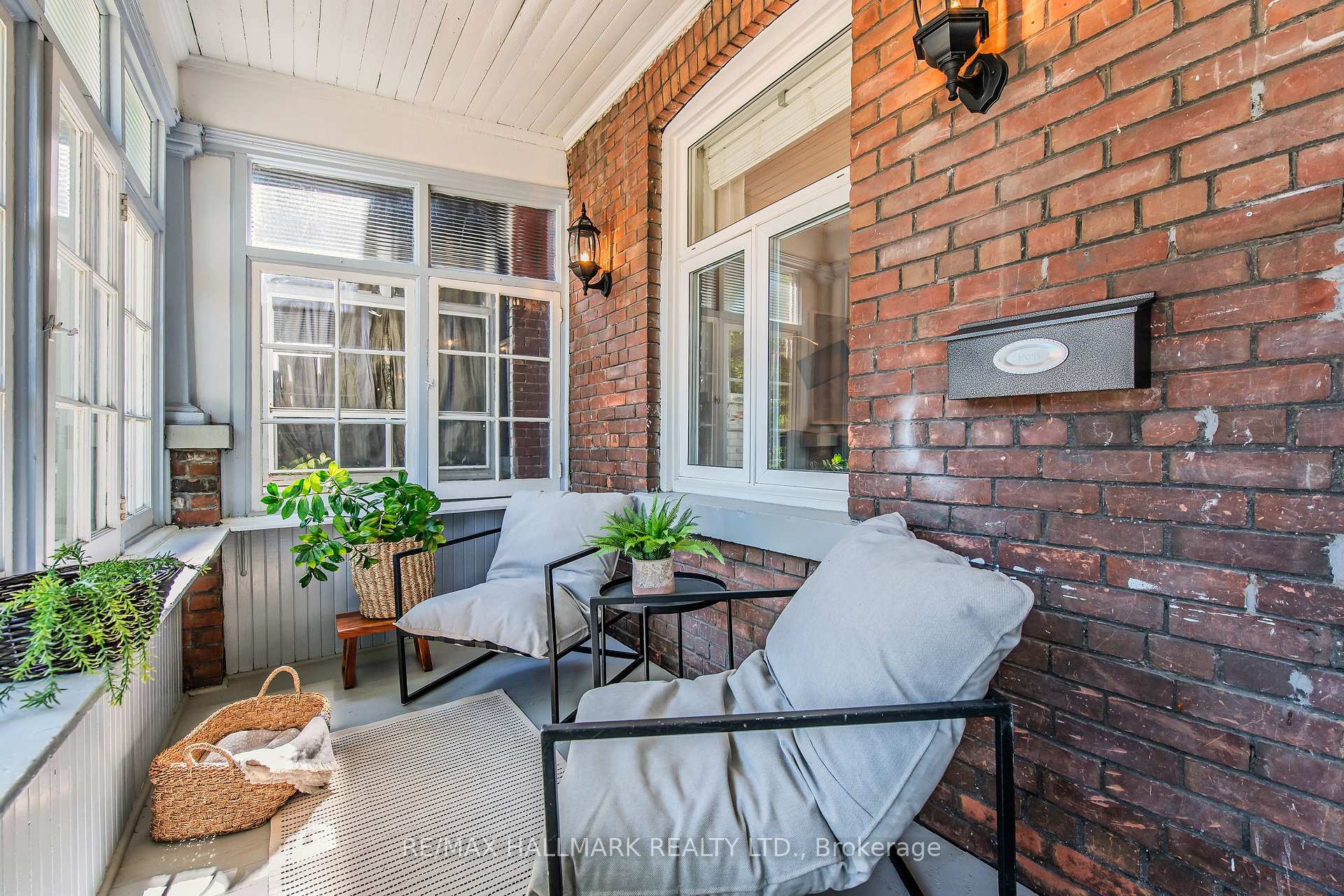 Photo 3 of 152 Hastings Avenue, Toronto, South Riverdale — HOMEH