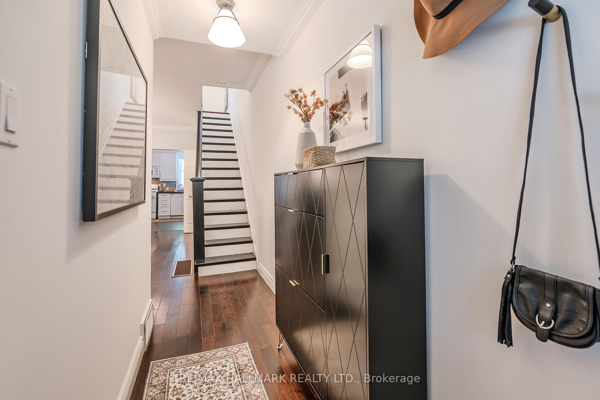 Photo 4 of 152 Hastings Avenue, Toronto, South Riverdale — HOMEH