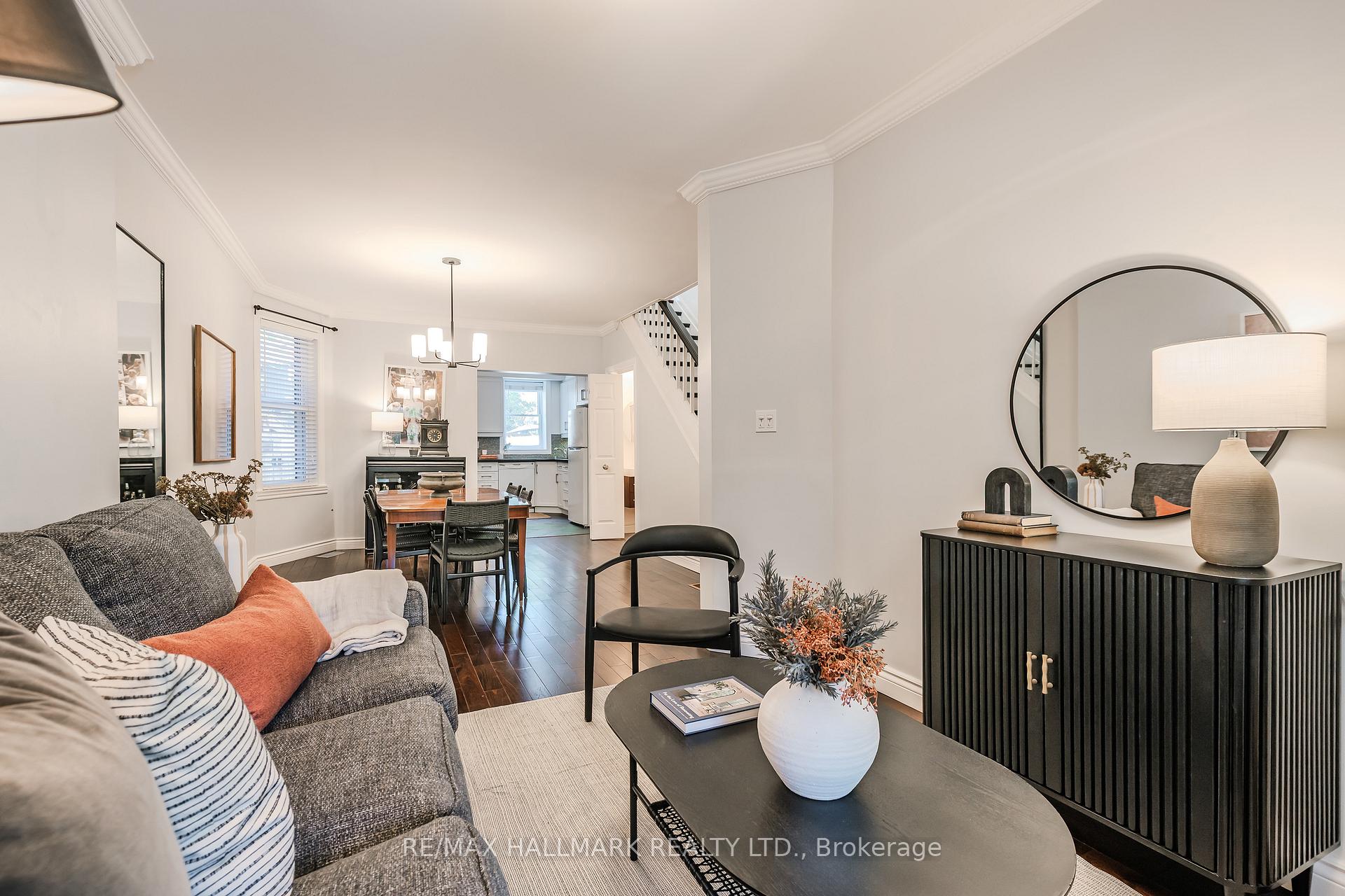 Photo 7 of 152 Hastings Avenue, Toronto, South Riverdale — HOMEH