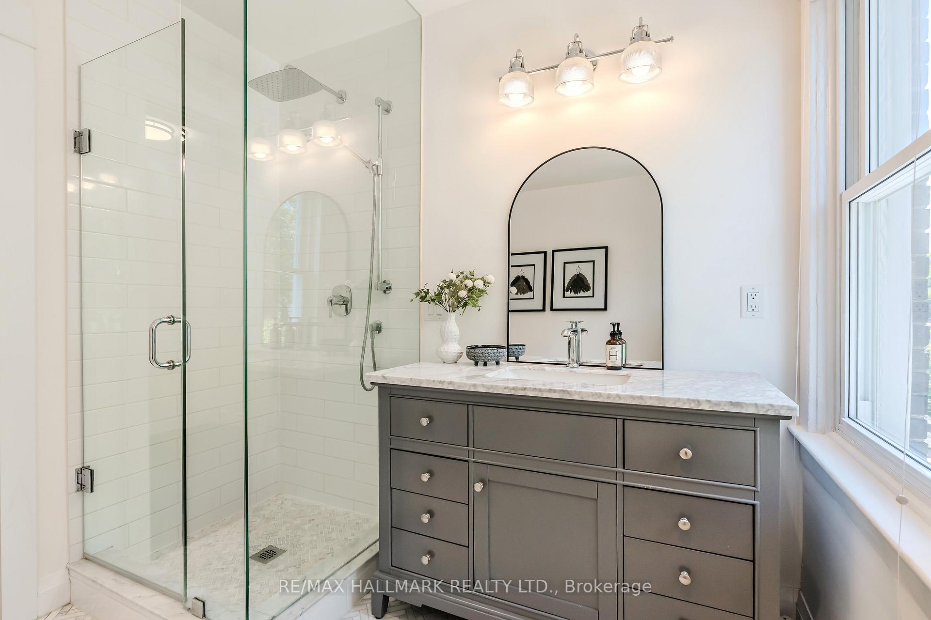 Photo 26 of 152 Hastings Avenue, Toronto, South Riverdale — HOMEH