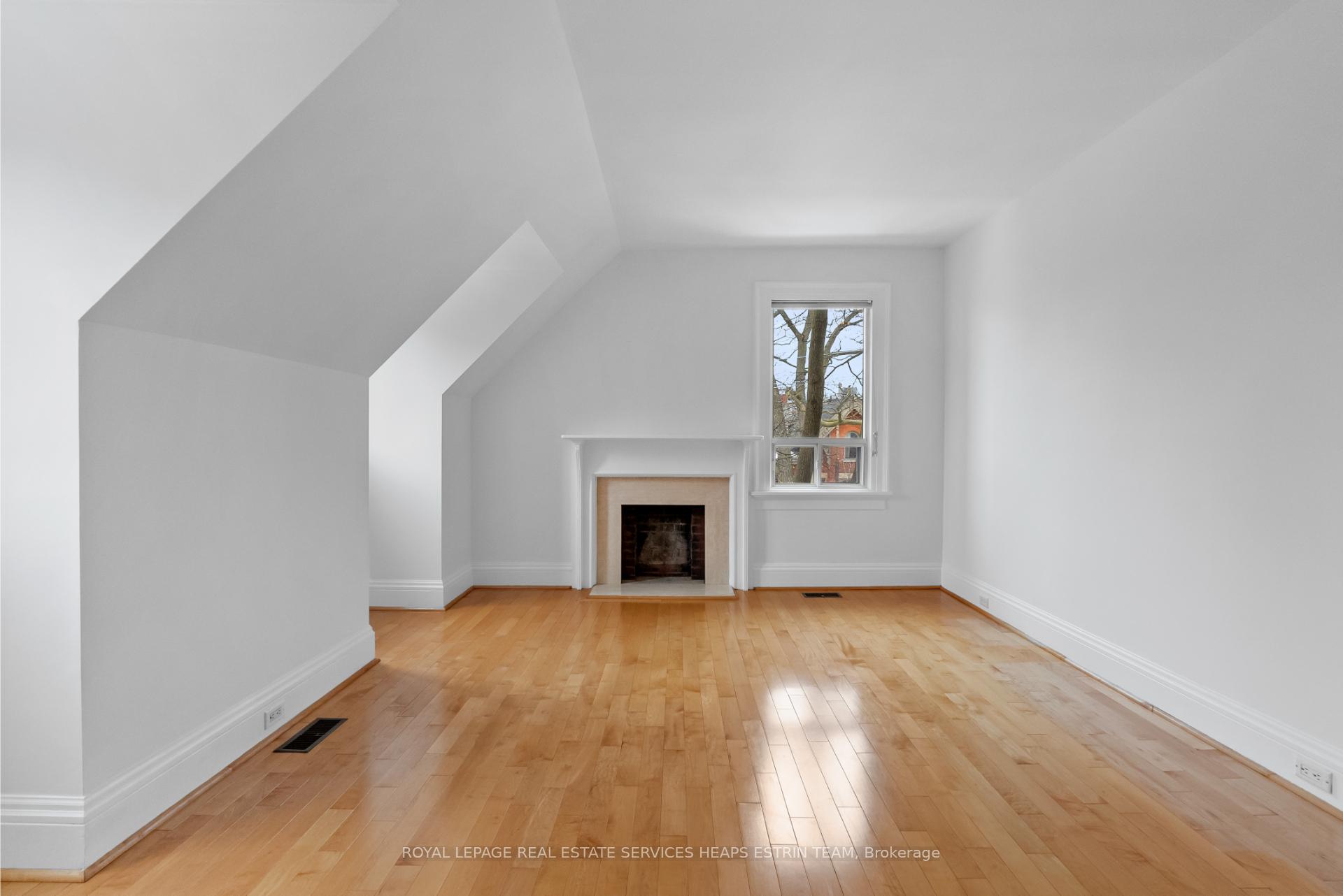 Photo 30 of 65 Elgin Avenue, Toronto, The Annex — HOMEH