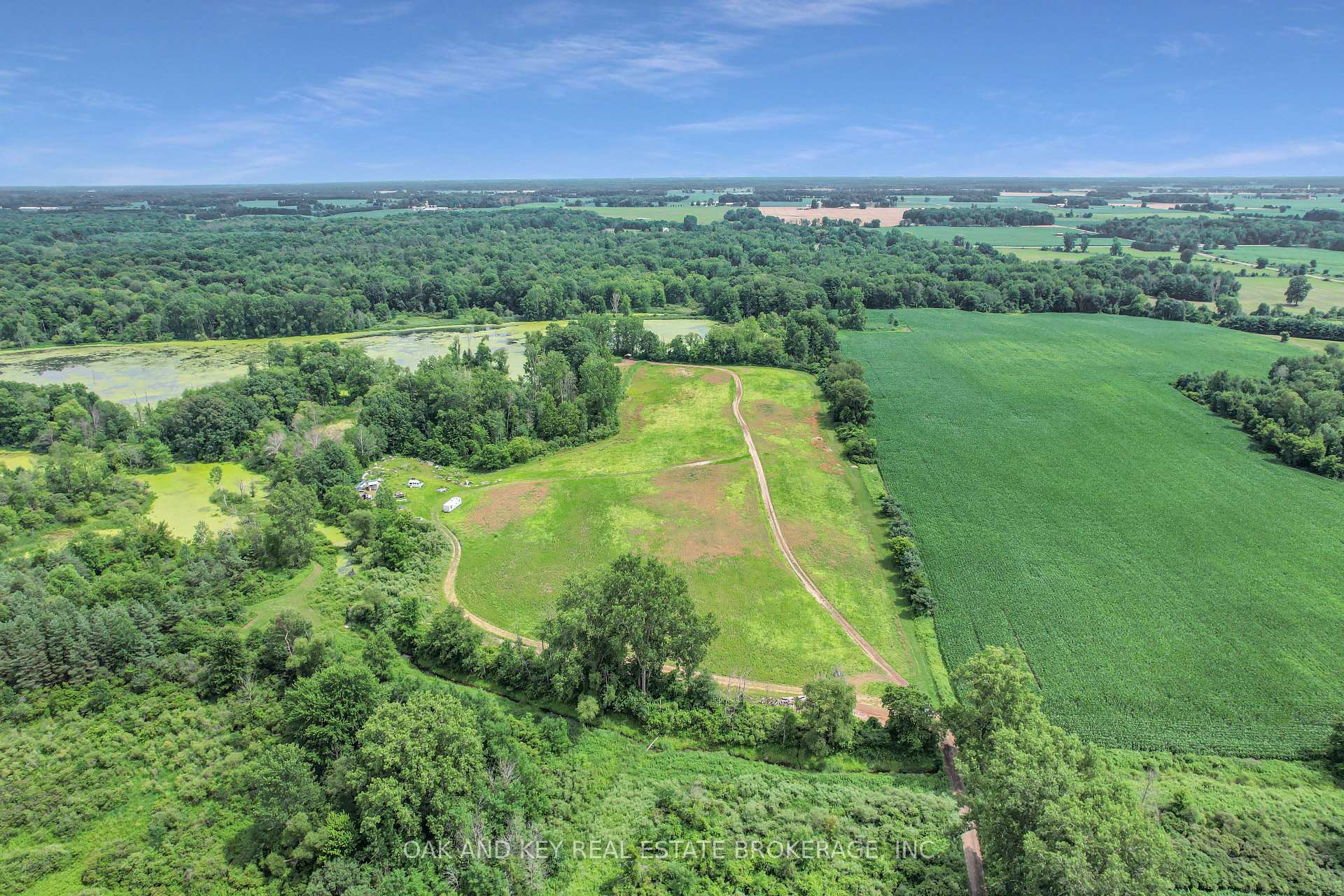 Photo 2 of 6997 Falconbridge Drive, Strathroy-Caradoc, Rural Strathroy-Caradoc — HOMEH