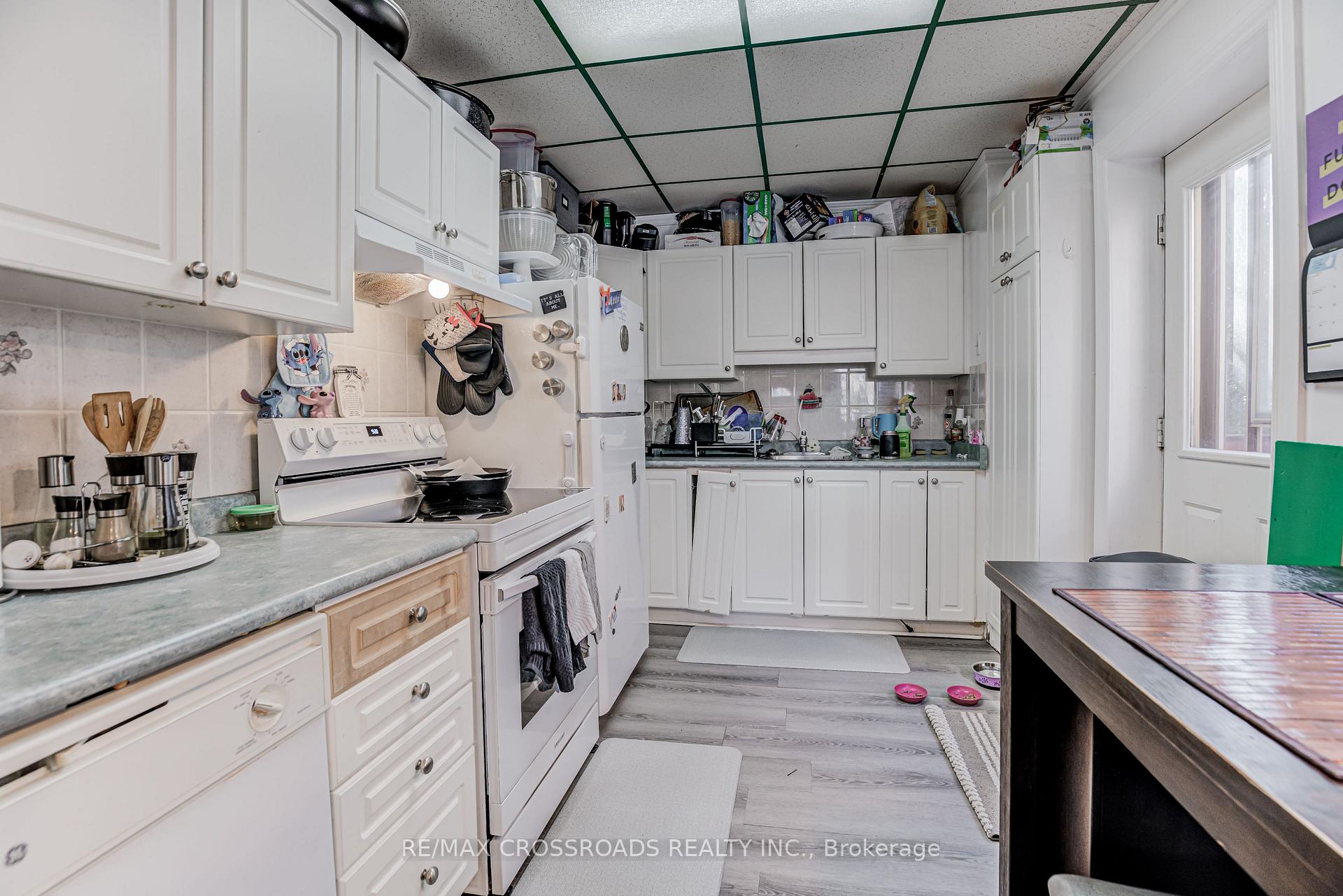 Photo 10 of 87 Wembley Drive, Toronto, Woodbine Corridor — HOMEH