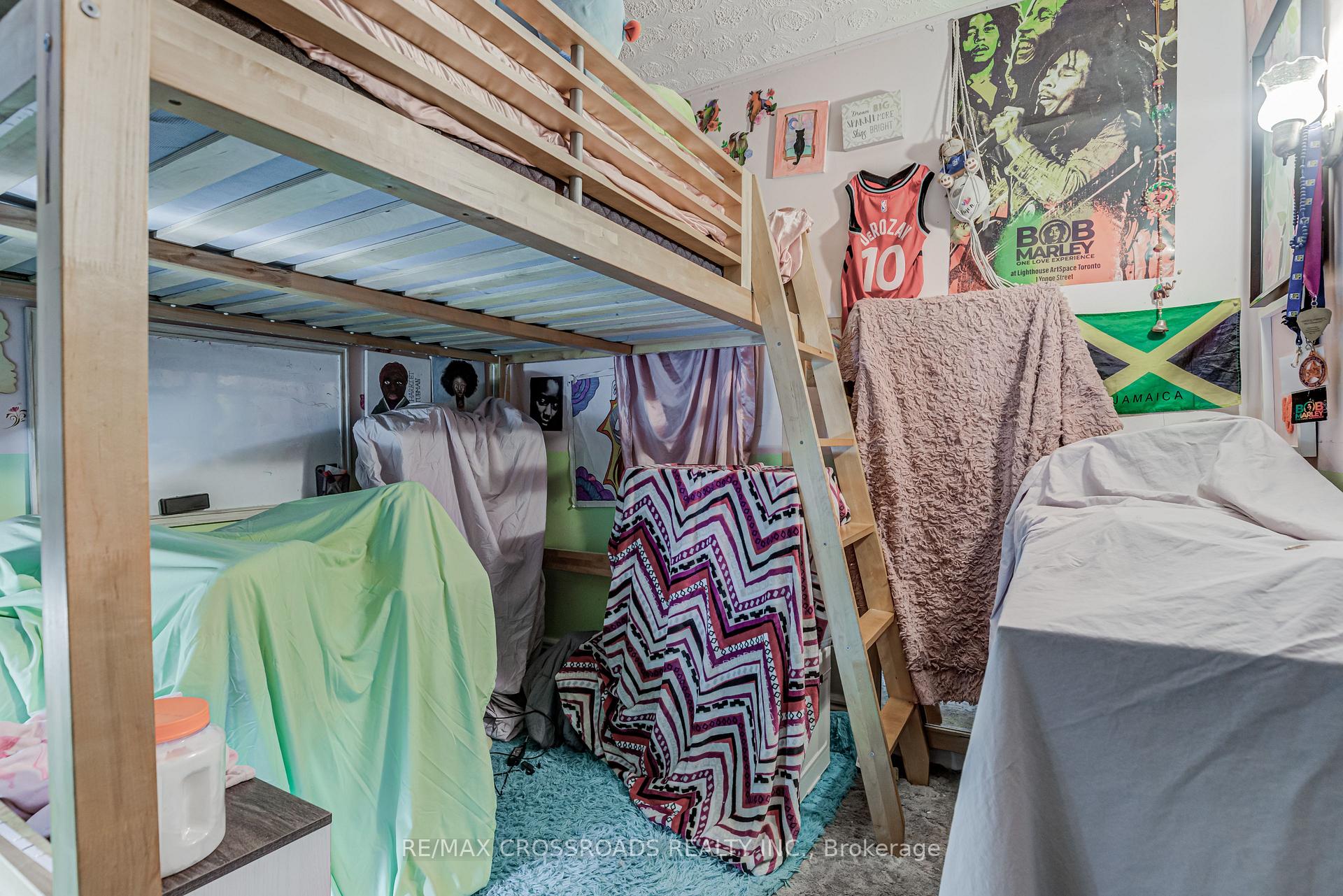 Photo 11 of 87 Wembley Drive, Toronto, Woodbine Corridor — HOMEH