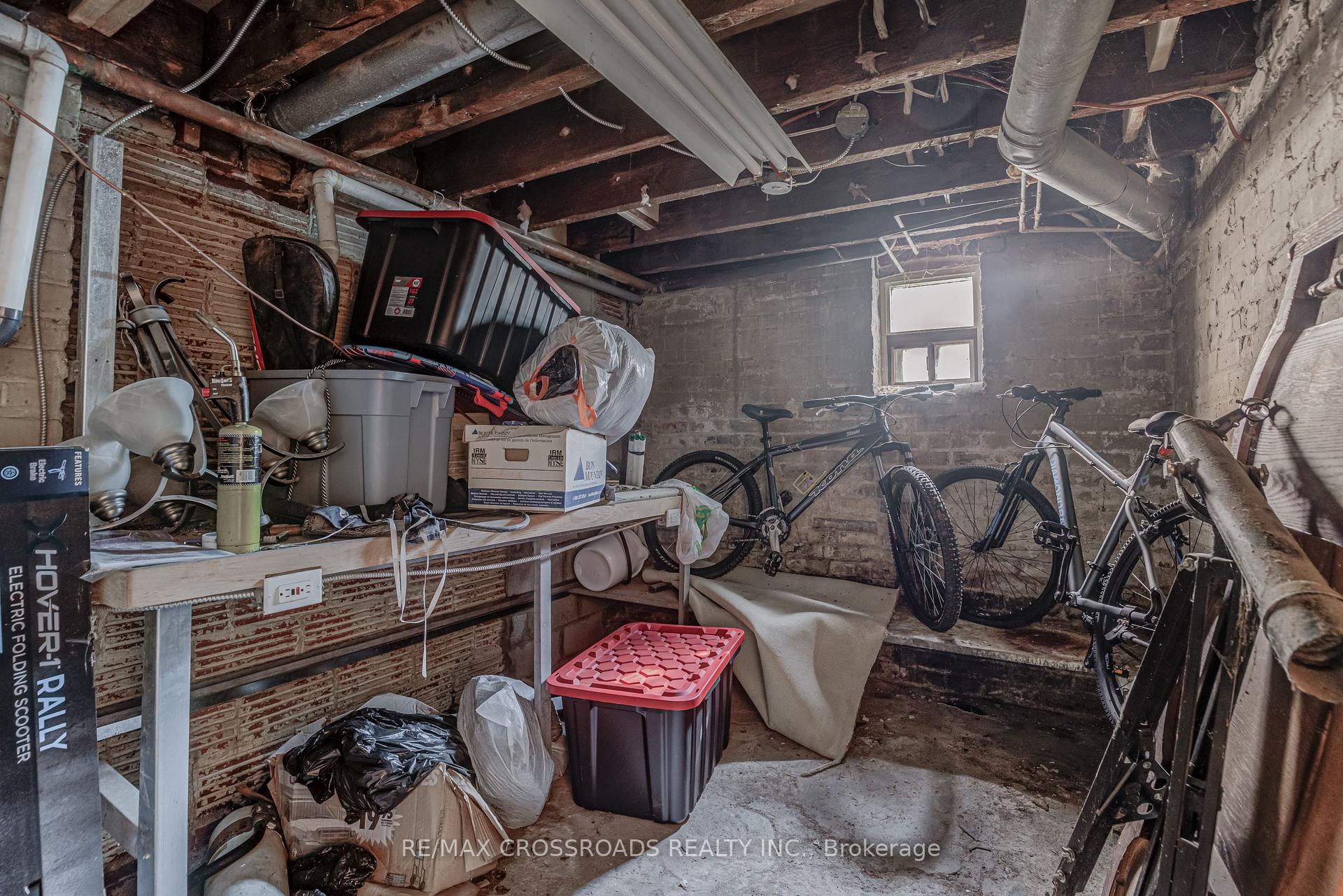 Photo 18 of 87 Wembley Drive, Toronto, Woodbine Corridor — HOMEH