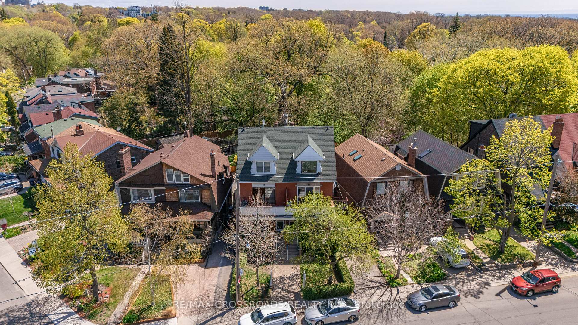 Photo 40 of 87 Wembley Drive, Toronto, Woodbine Corridor — HOMEH