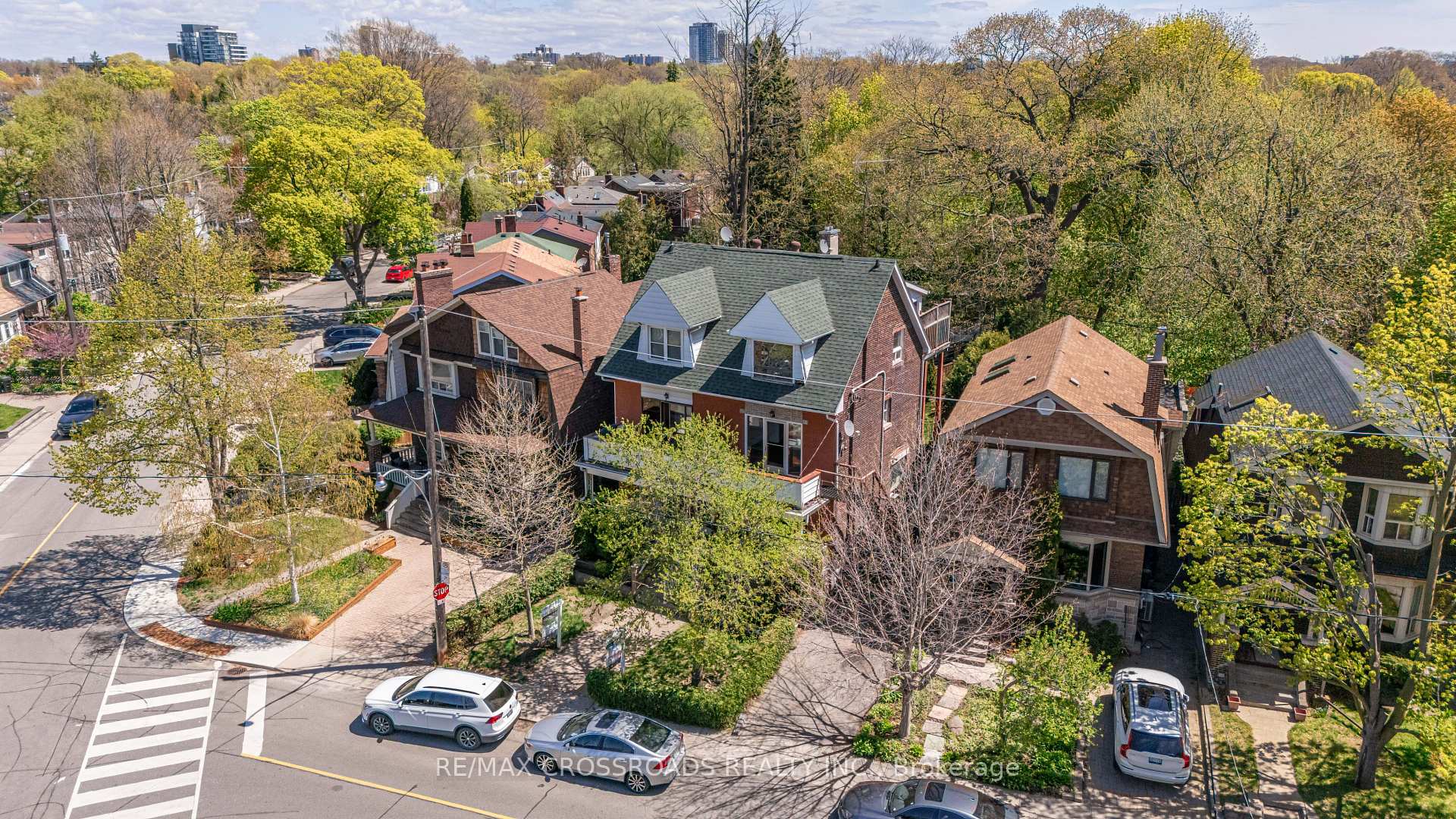 Photo 43 of 87 Wembley Drive, Toronto, Woodbine Corridor — HOMEH