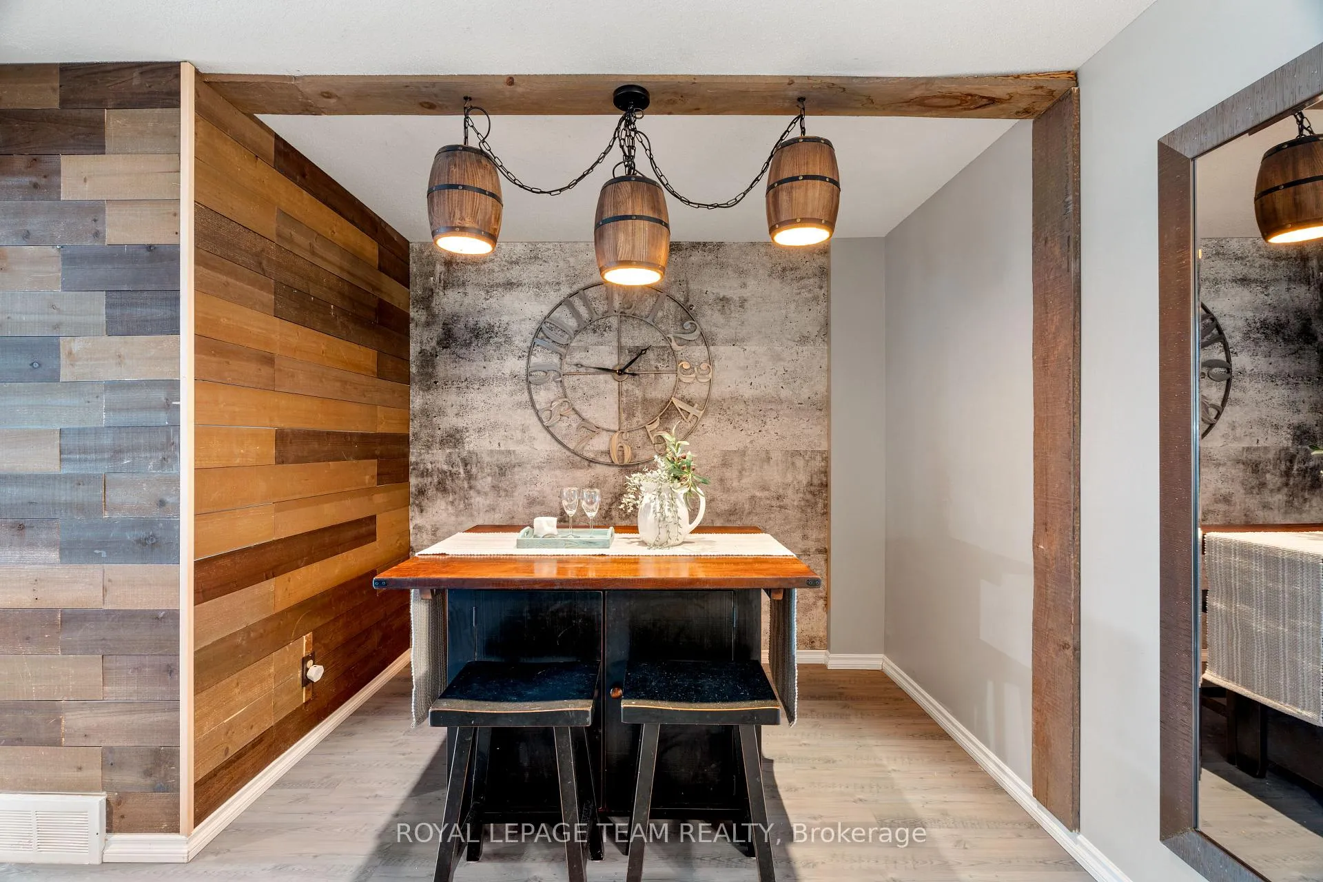 Photo 5 of 168 Midsummer Terrace, Ottawa, Queenswood Heights South — HOMEH