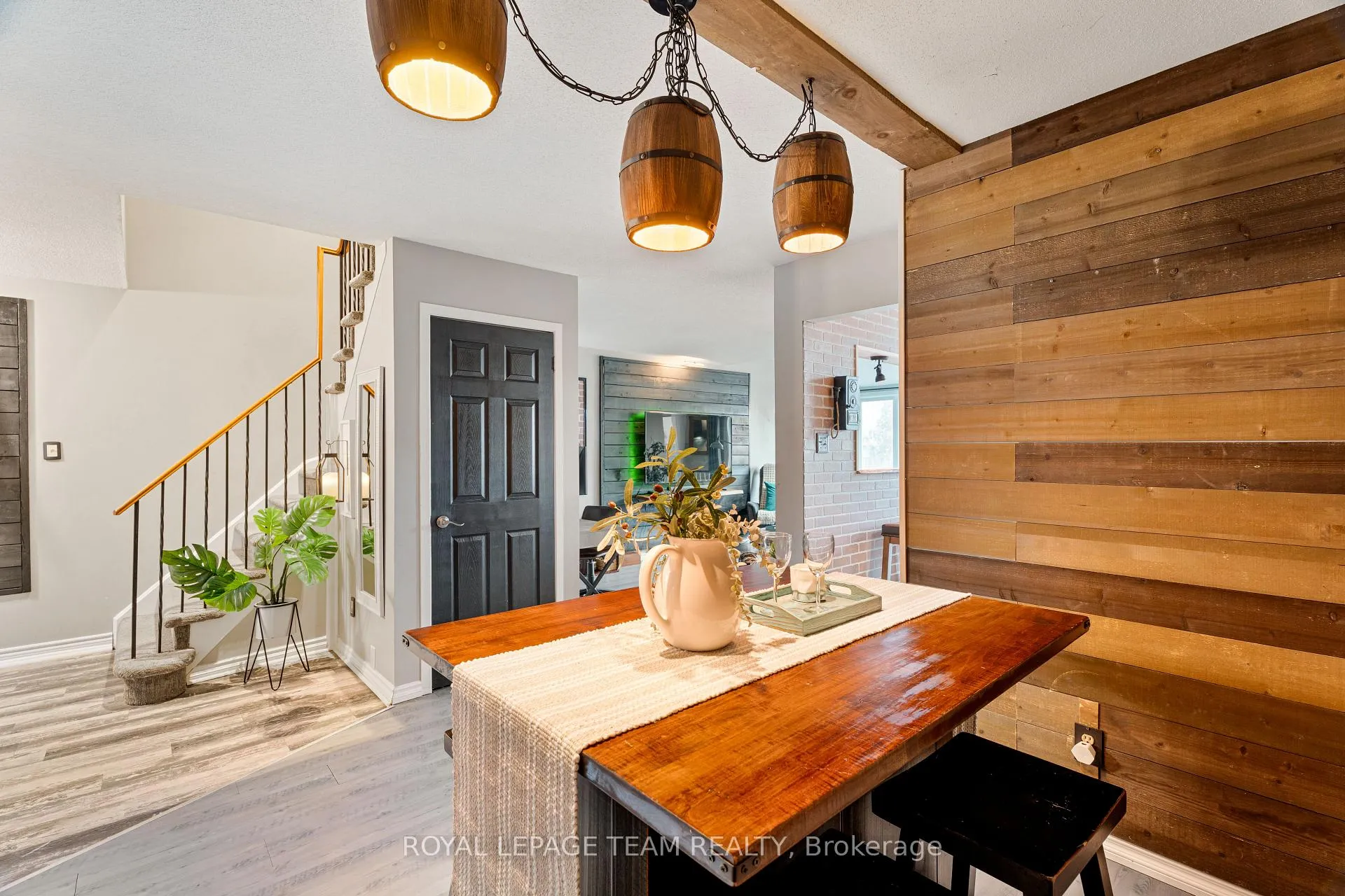 Photo 7 of 168 Midsummer Terrace, Ottawa, Queenswood Heights South — HOMEH