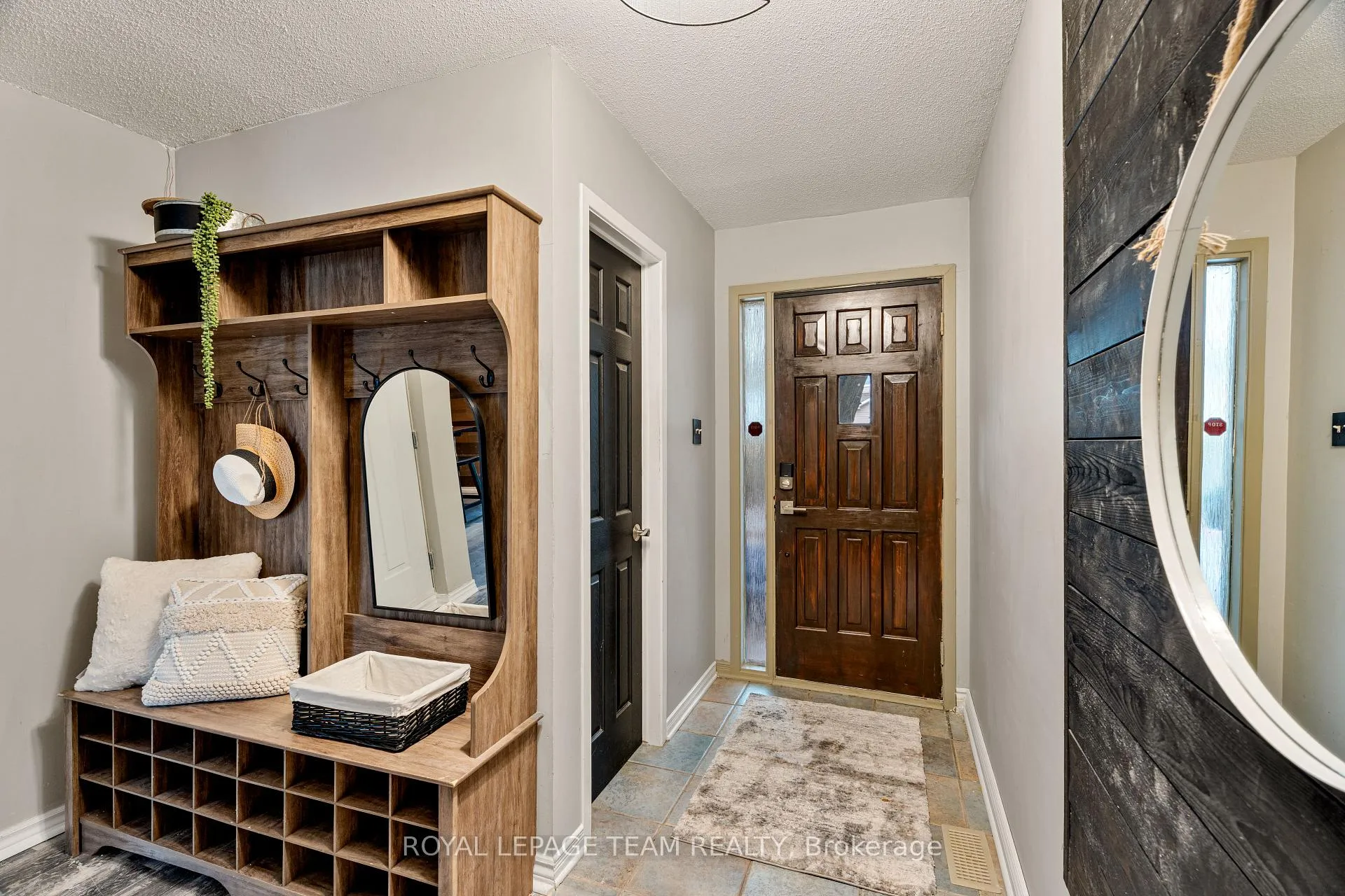 Photo 33 of 168 Midsummer Terrace, Ottawa, Queenswood Heights South — HOMEH