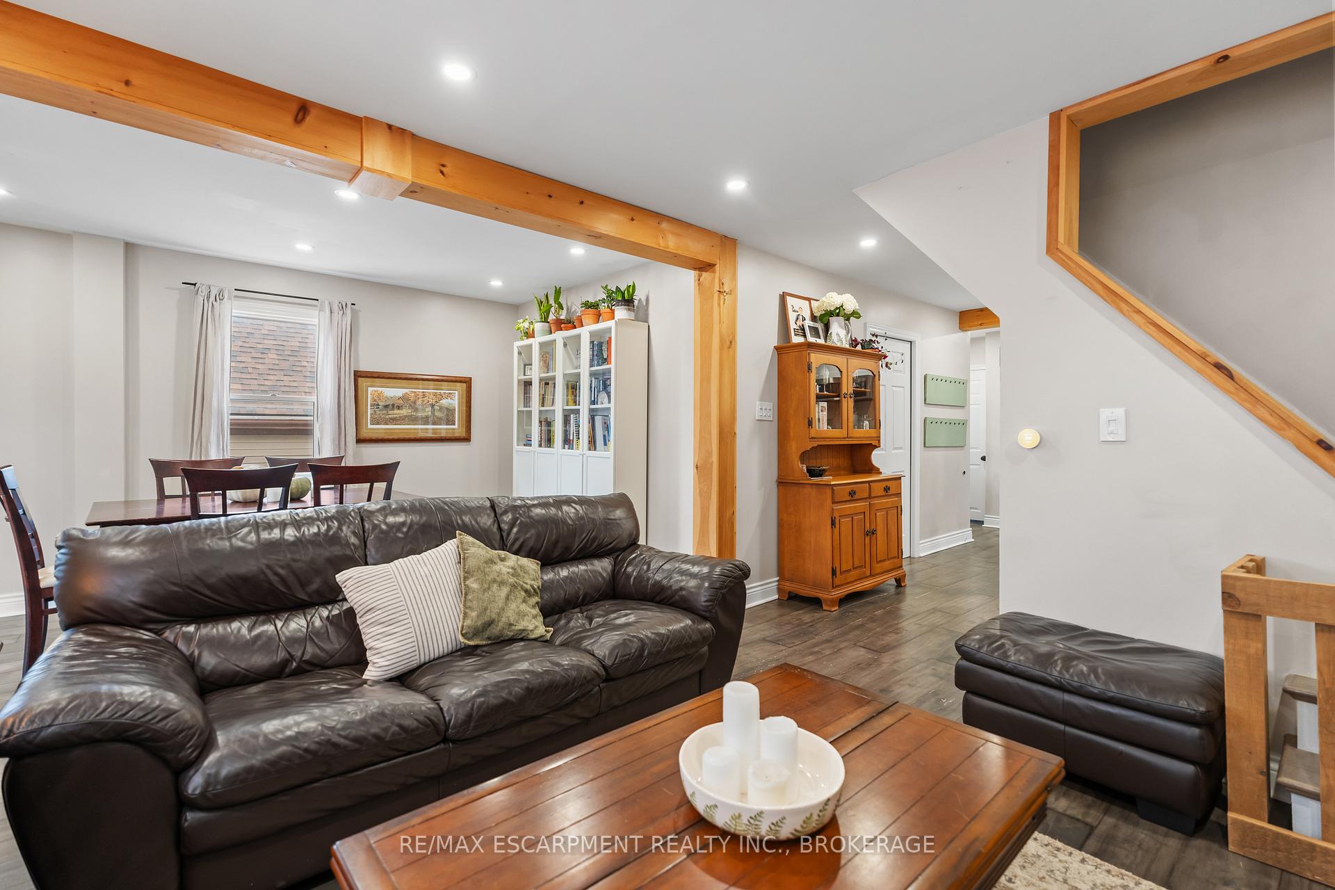 Photo 12 of 57 Carleton Street N, Thorold, Thorold Downtown — HOMEH