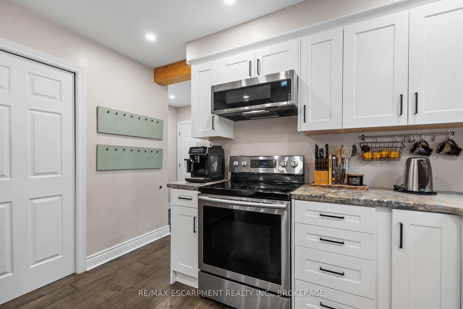 Photo 16 of 57 Carleton Street N, Thorold, Thorold Downtown — HOMEH