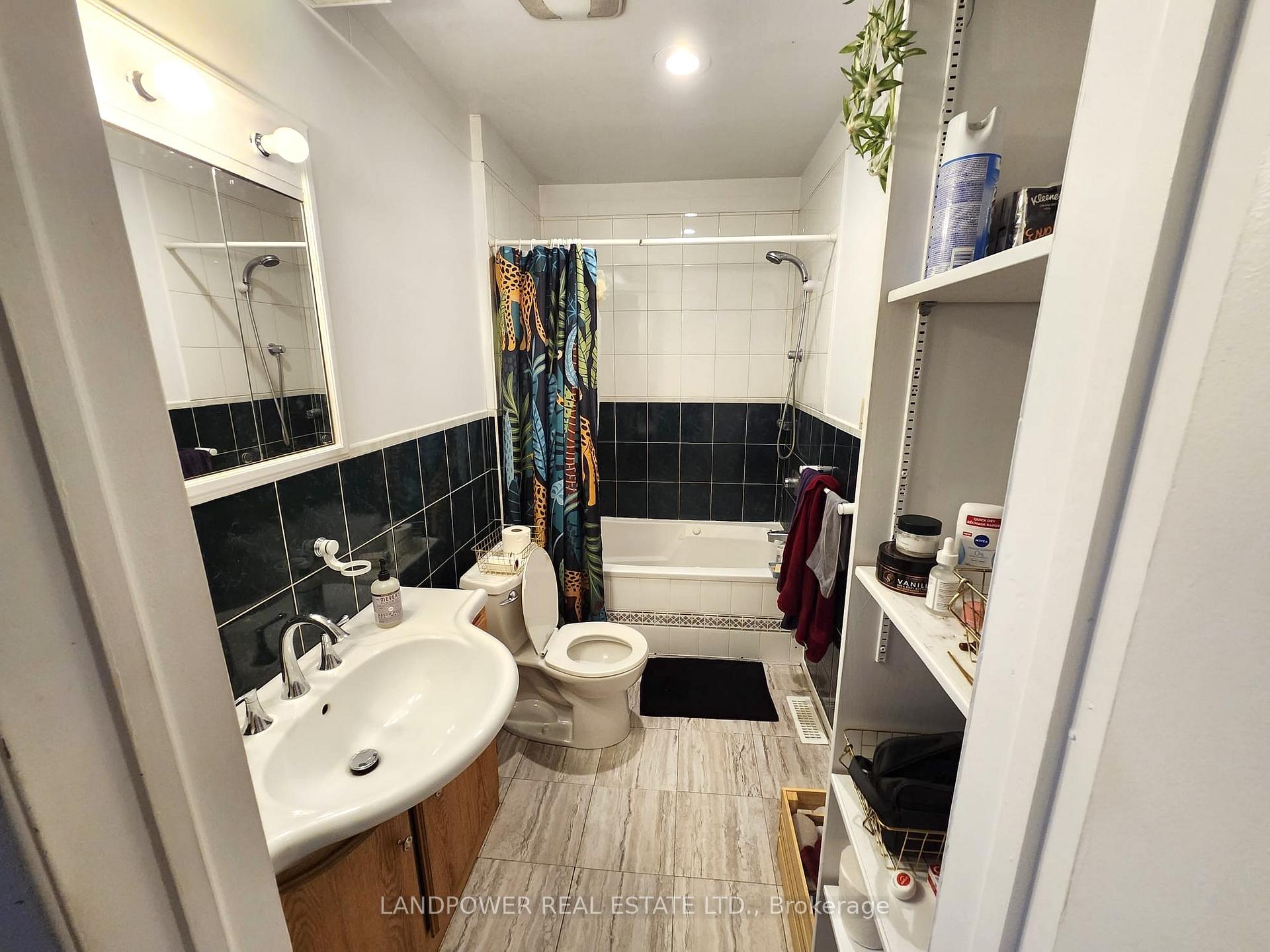 Photo 11 of 178 Coleman Avenue, Toronto, East End-Danforth — HOMEH