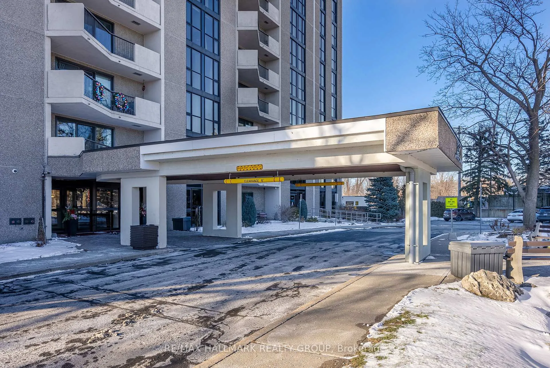 Photo 3 of Unit 406, 1025 Richmond Road, Ottawa, Woodroffe — HOMEH
