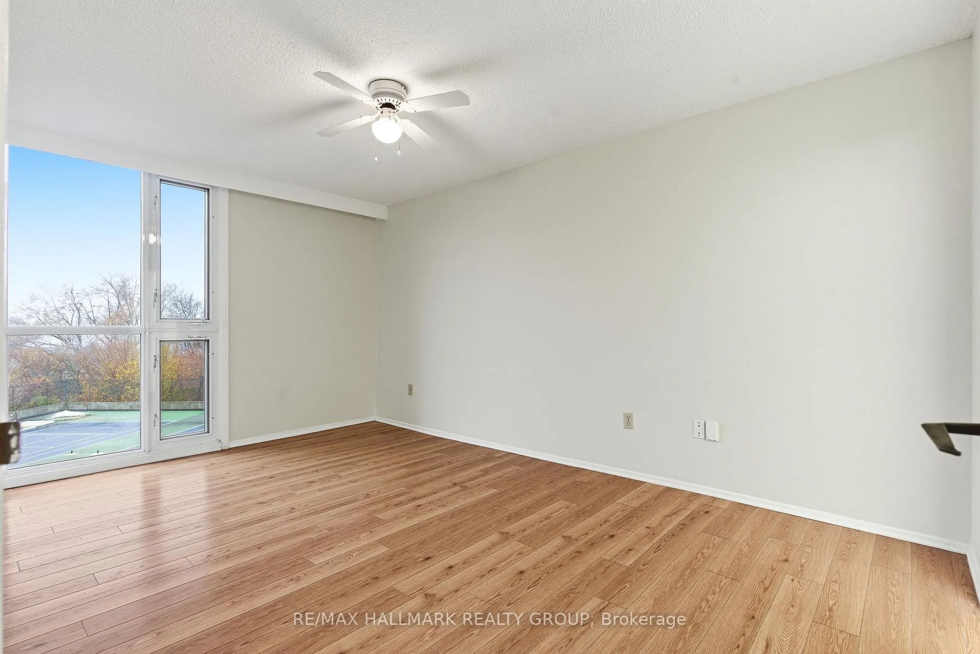 Photo 19 of Unit 406, 1025 Richmond Road, Ottawa, Woodroffe — HOMEH