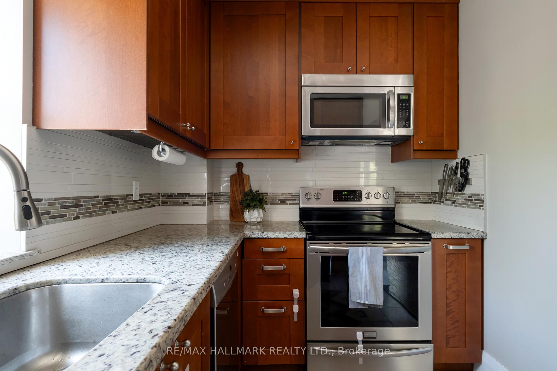 Photo 11 of 2a Midburn Avenue, Toronto, Crescent Town — HOMEH