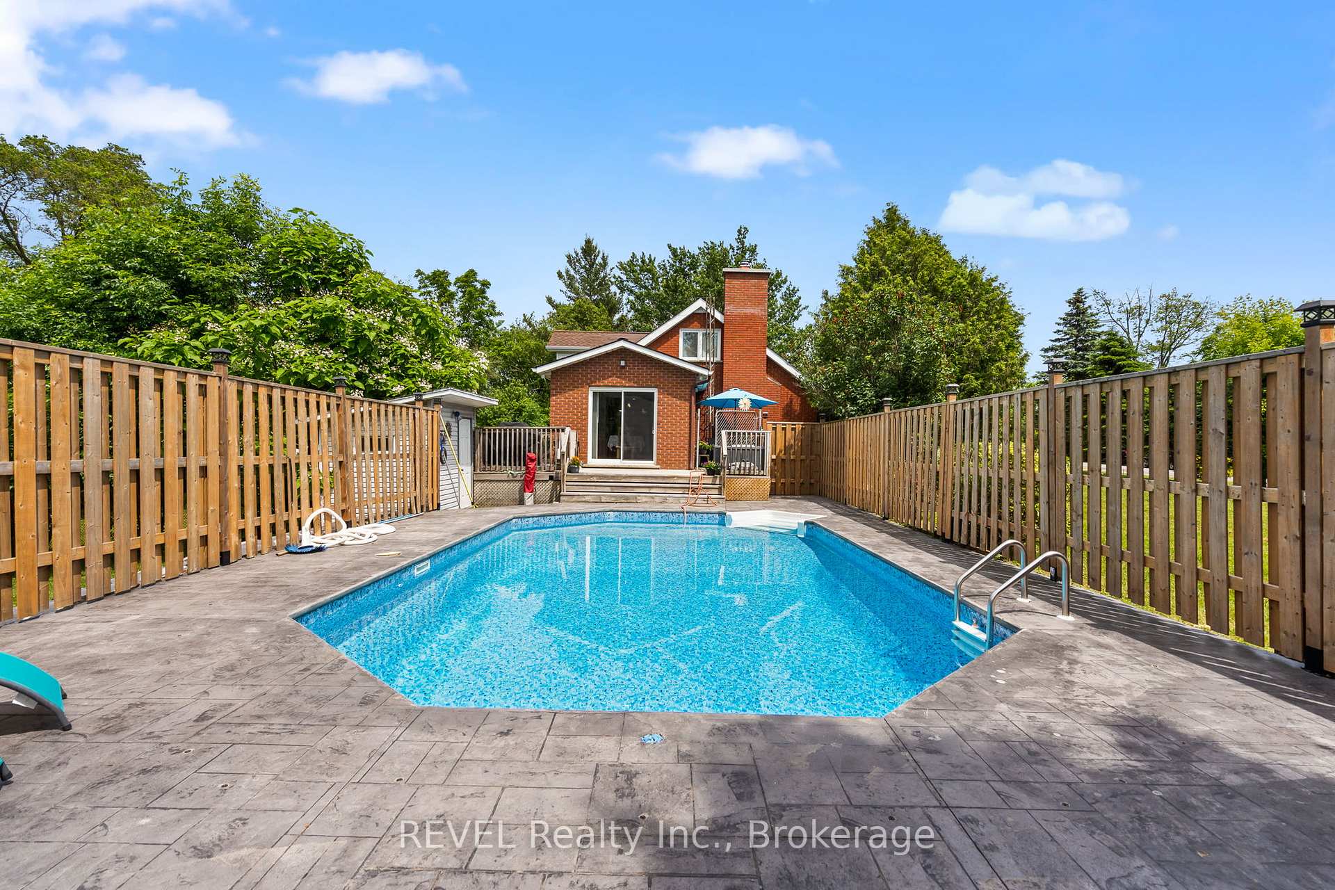 Photo 35 of 1848 Barron Road, Thorold, Hurricane/Merrittville — HOMEH