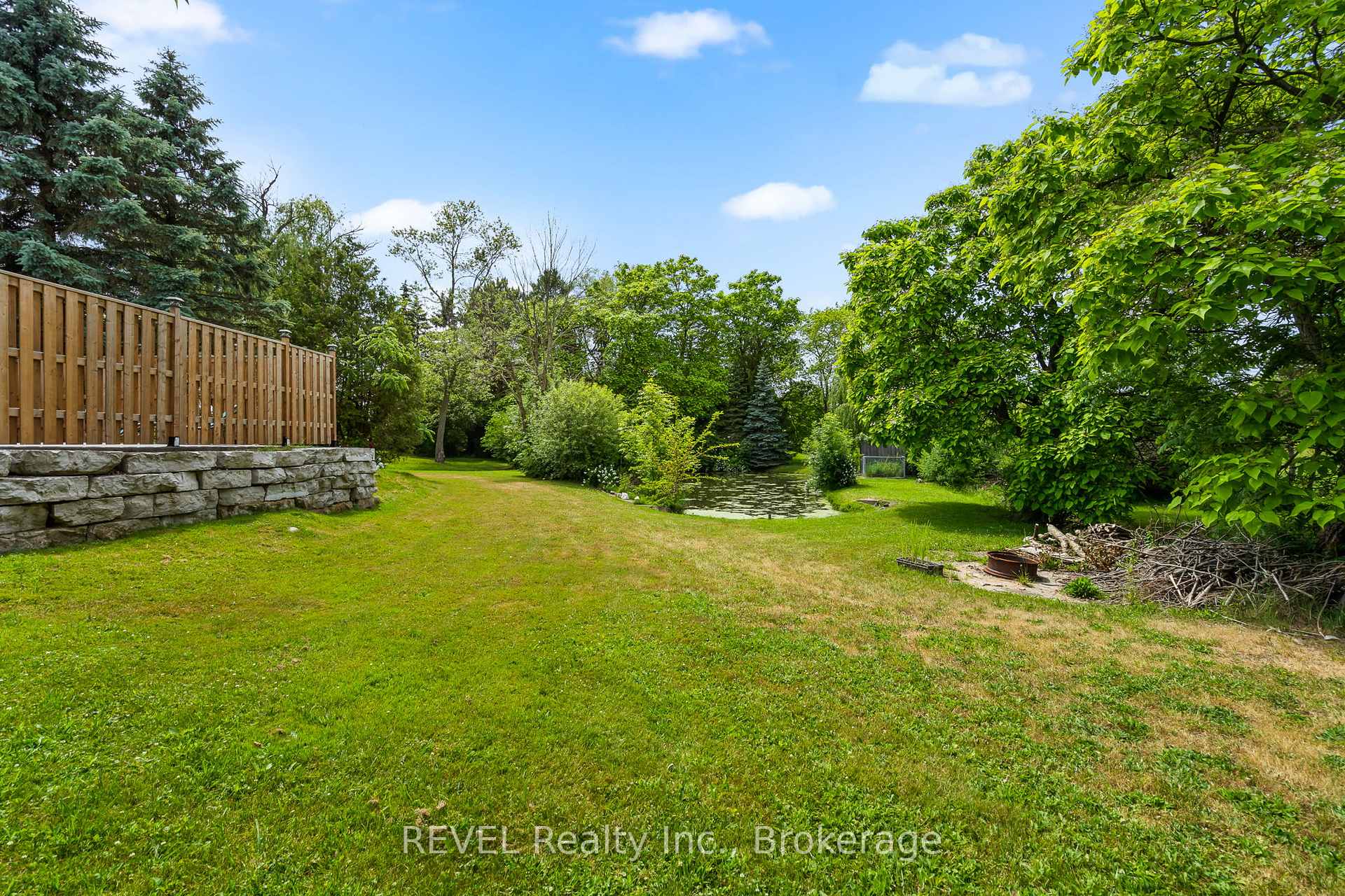 Photo 39 of 1848 Barron Road, Thorold, Hurricane/Merrittville — HOMEH