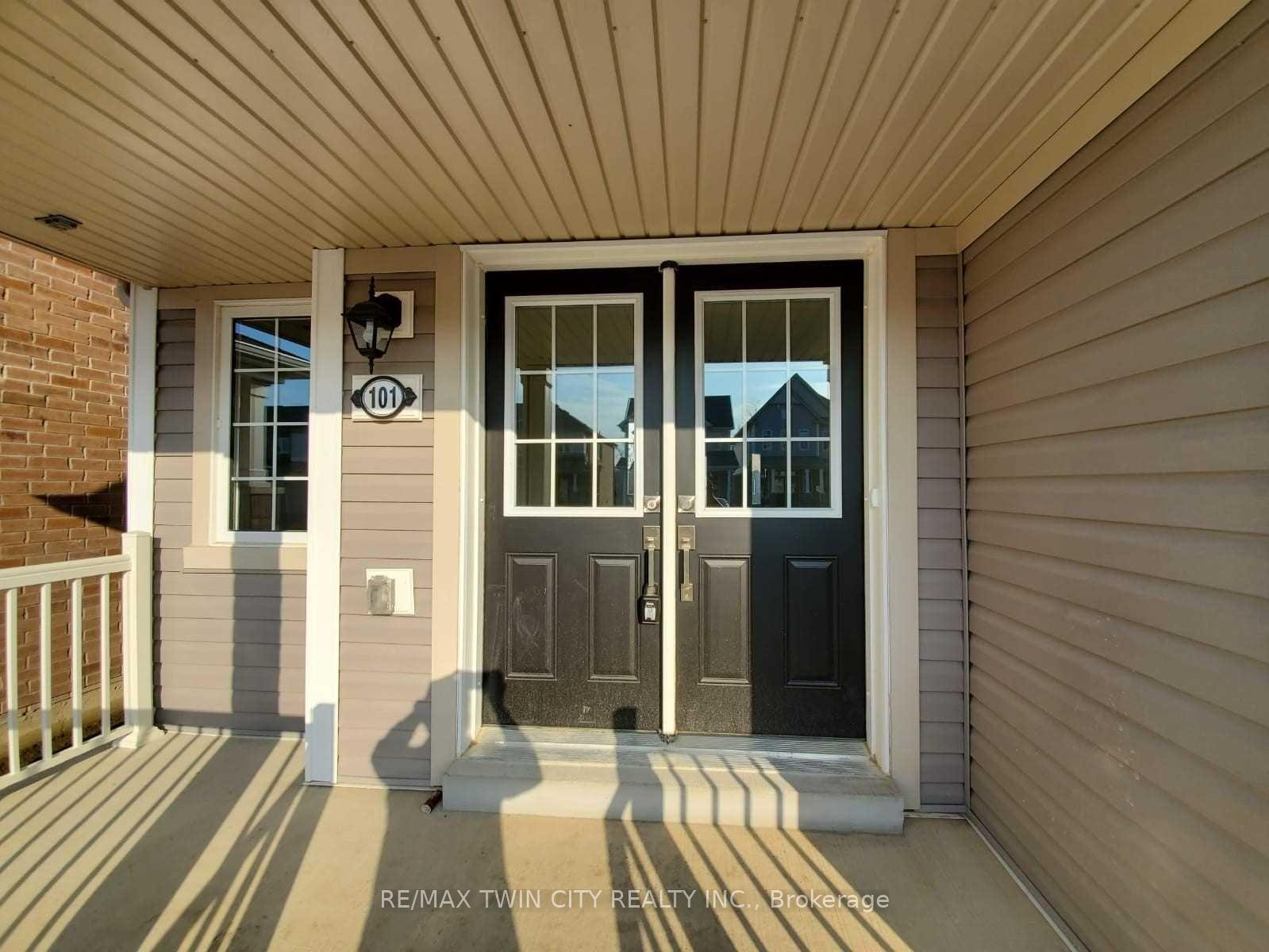 Photo 2 of 101 Esther Crescent, Thorold, Hurricane/Merrittville — HOMEH