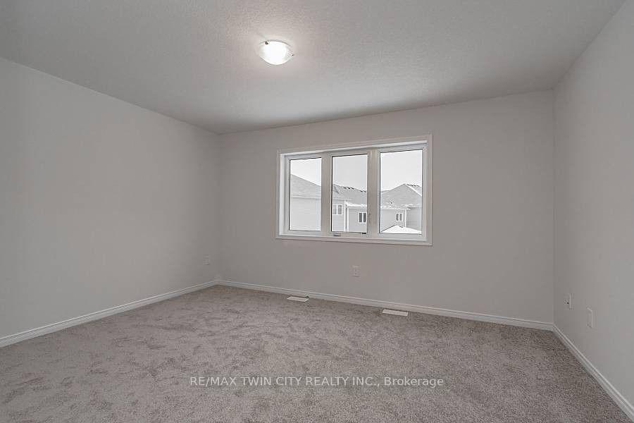 Photo 14 of 101 Esther Crescent, Thorold, Hurricane/Merrittville — HOMEH
