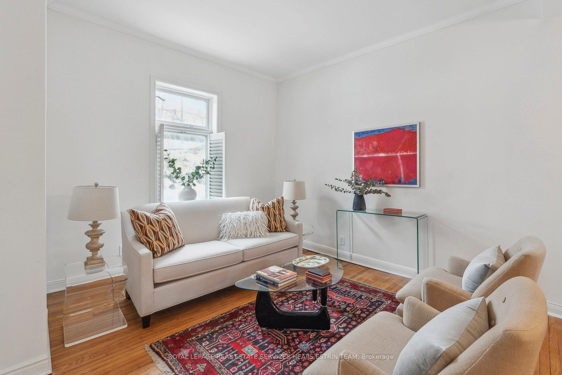Photo 3 of 207 Marlborough Place, Toronto, The Annex — HOMEH