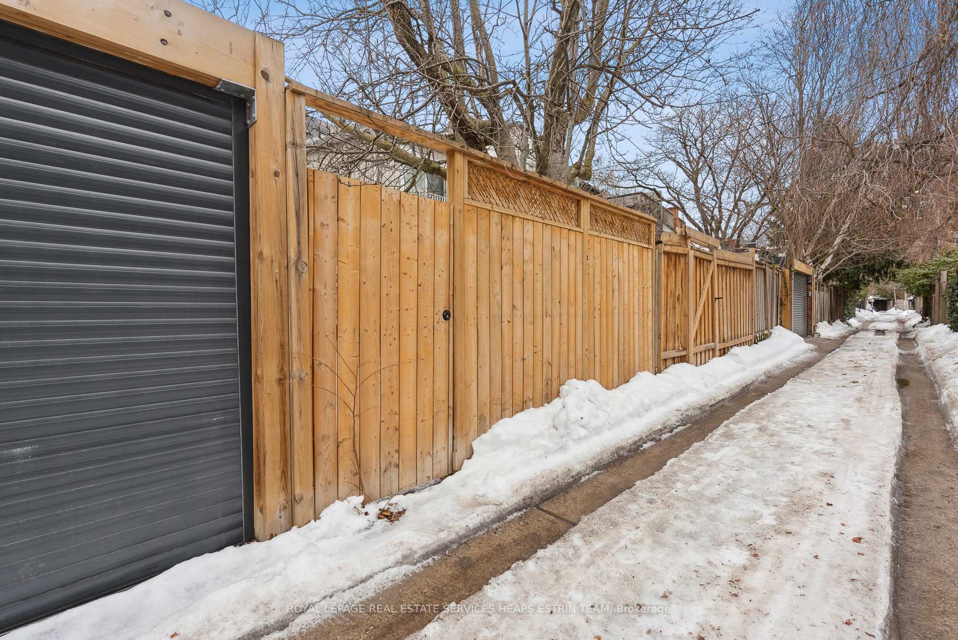 Photo 35 of 207 Marlborough Place, Toronto, The Annex — HOMEH