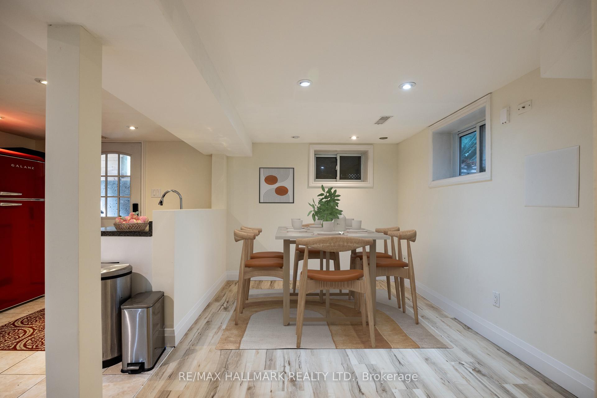 Photo 4 of Unit Lower Level, 100 Silver Birch Avenue, Toronto, The Beaches — HOMEH