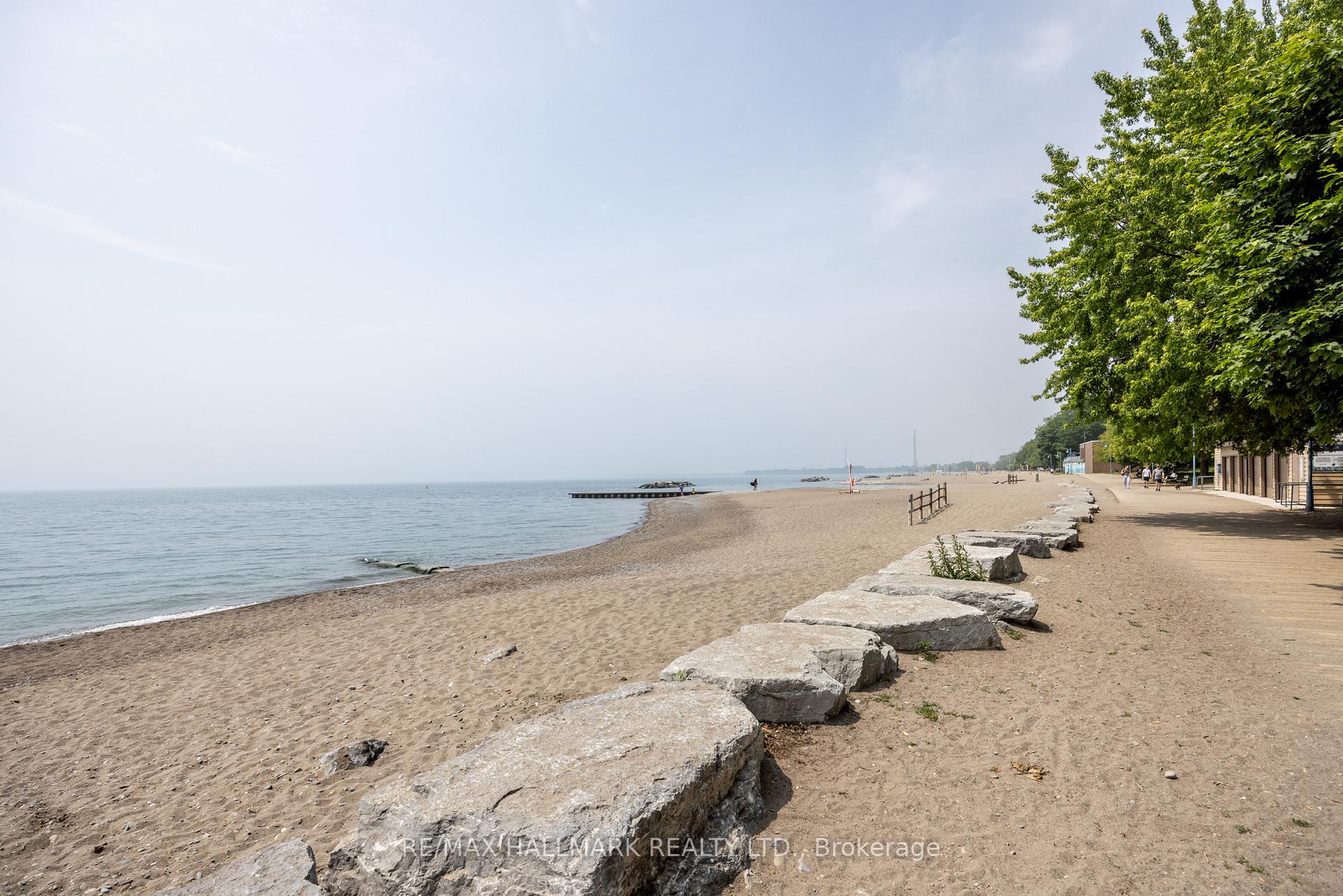 Photo 10 of Unit Lower Level, 100 Silver Birch Avenue, Toronto, The Beaches — HOMEH