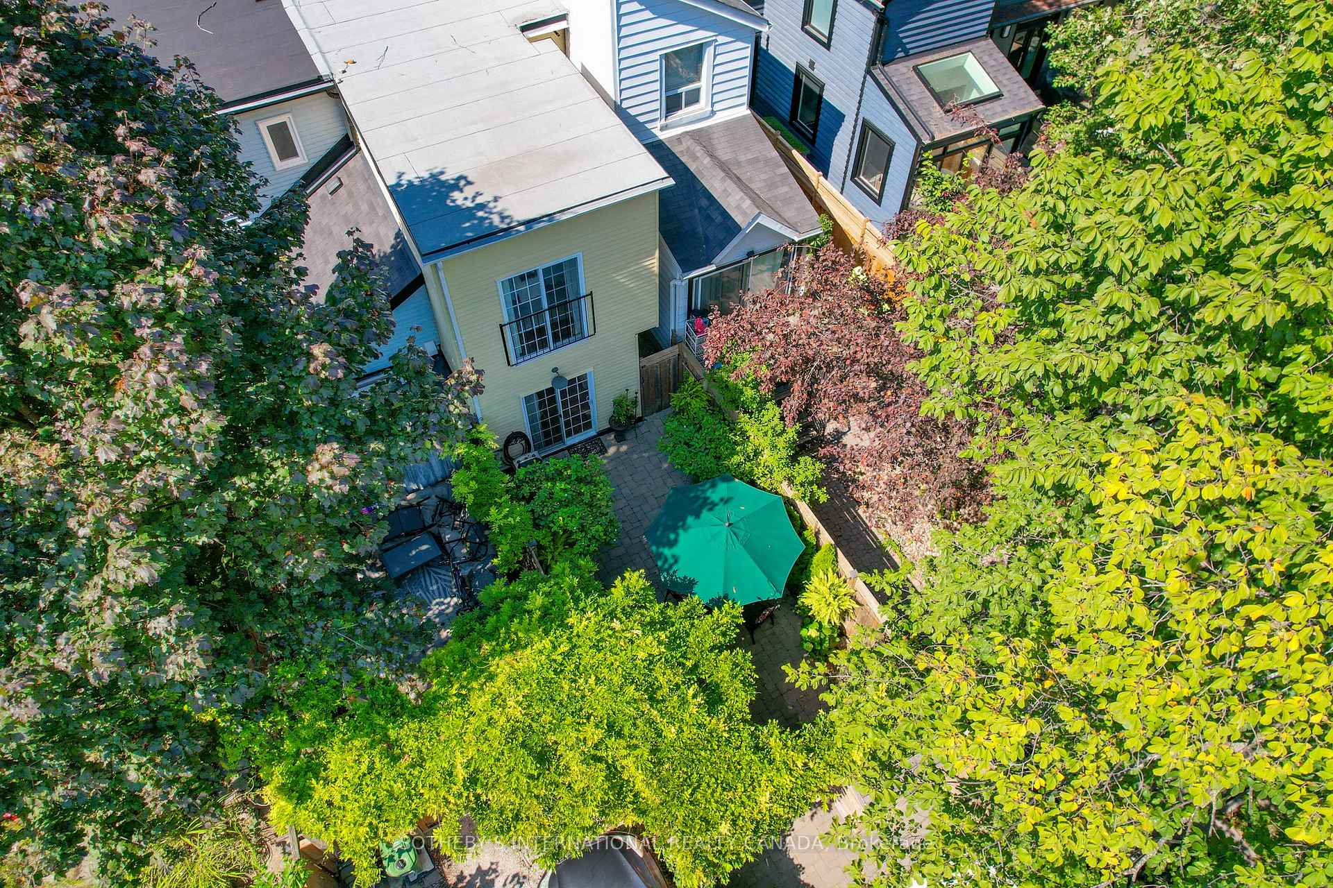 Photo 35 of 59 De Grassi Street, Toronto, South Riverdale — HOMEH
