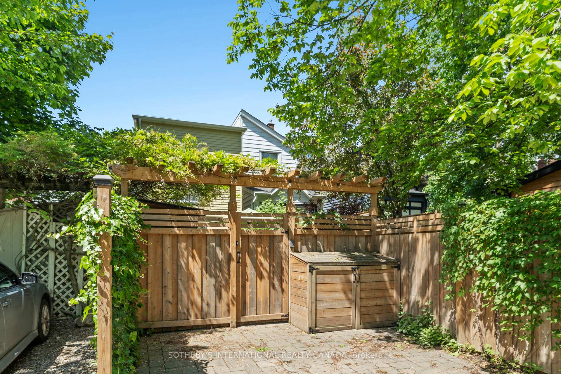 Photo 36 of 59 De Grassi Street, Toronto, South Riverdale — HOMEH