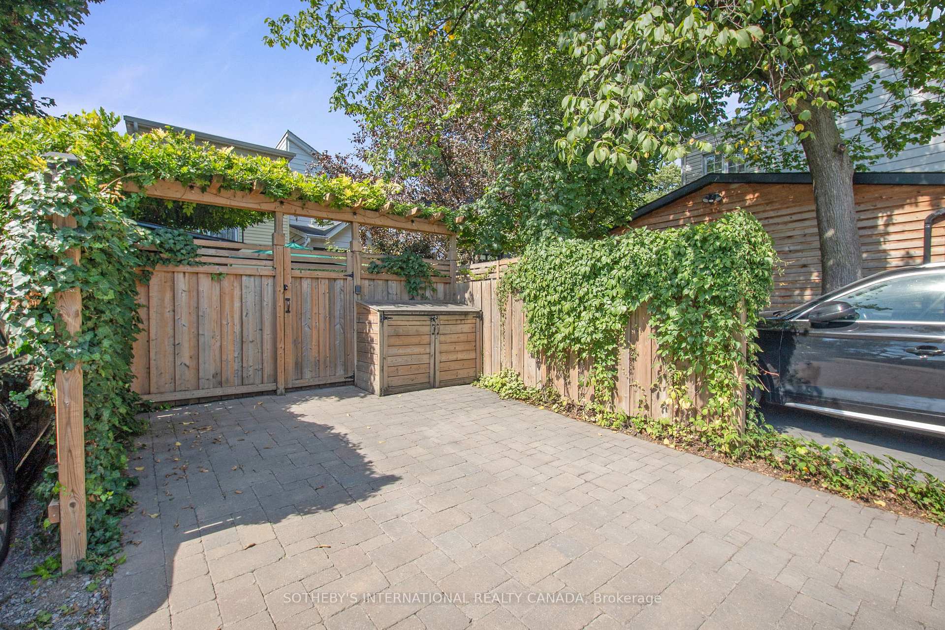 Photo 37 of 59 De Grassi Street, Toronto, South Riverdale — HOMEH