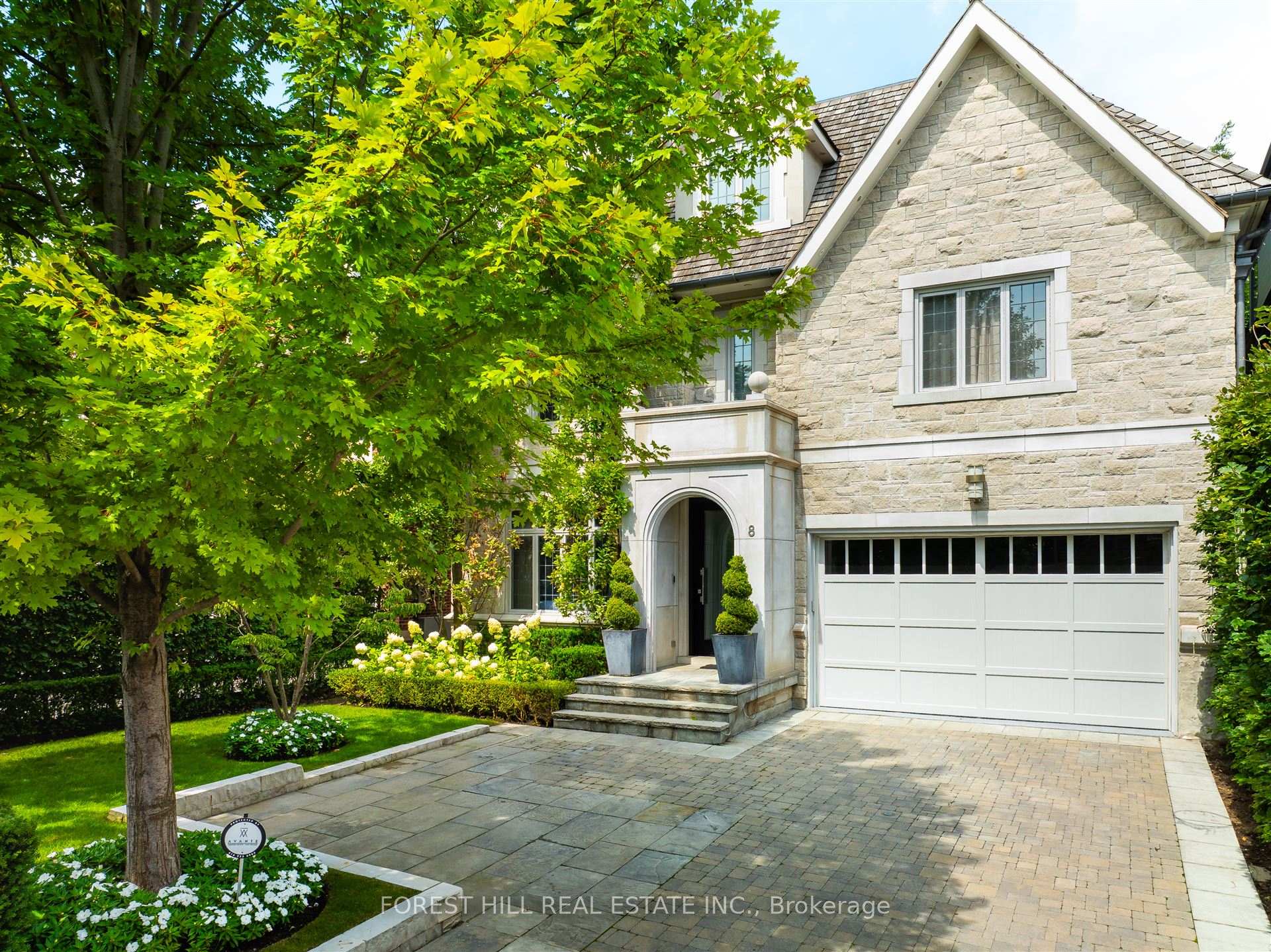 Photo 2 of 8 Hillholm Road, Toronto, Forest Hill South — HOMEH