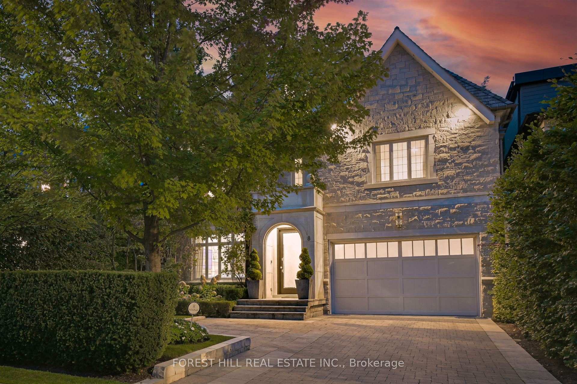 Photo 3 of 8 Hillholm Road, Toronto, Forest Hill South — HOMEH