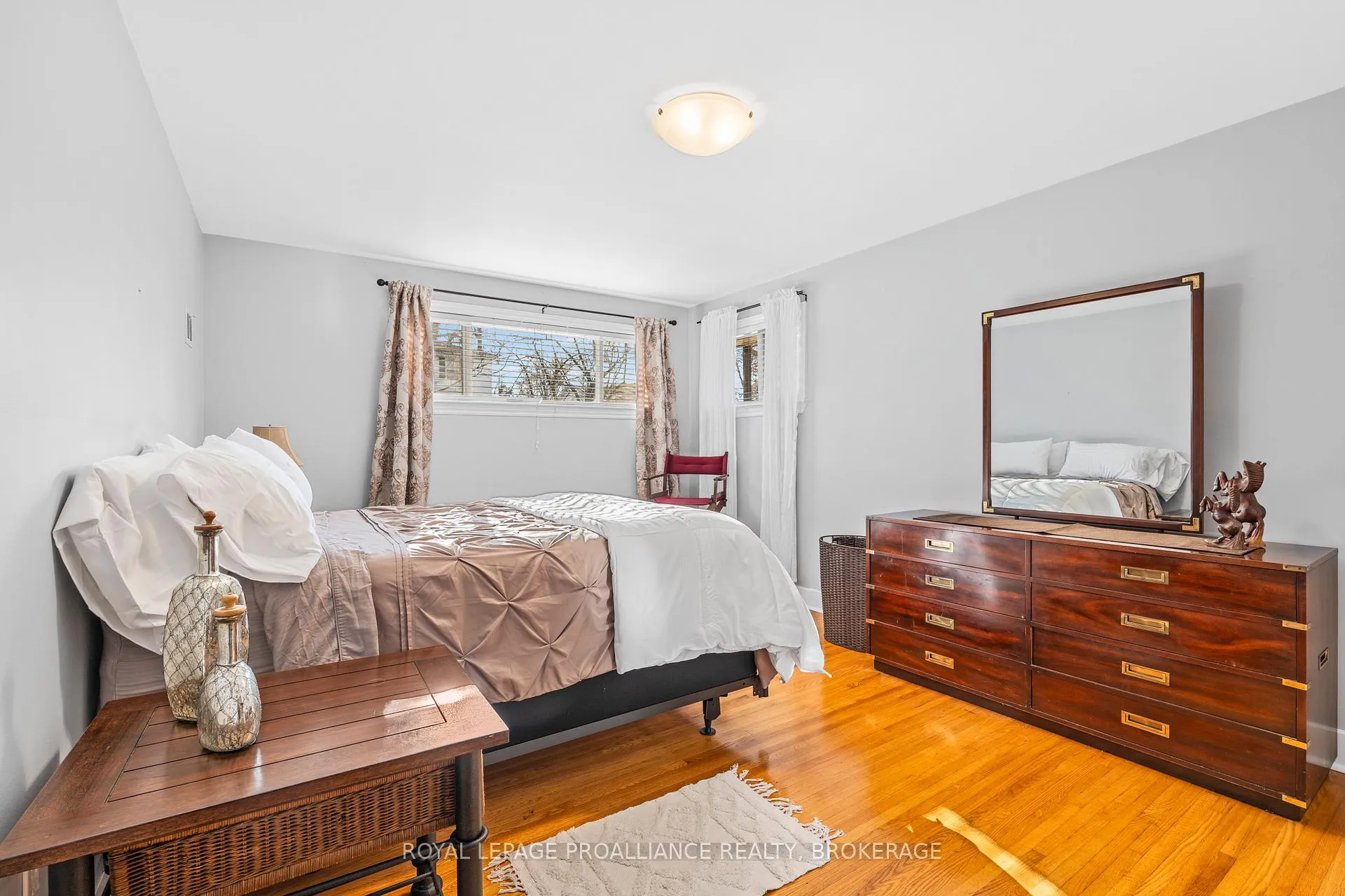 Photo 13 of 4 Strathcona Crescent, Kingston, West of Sir John A. Blvd — HOMEH