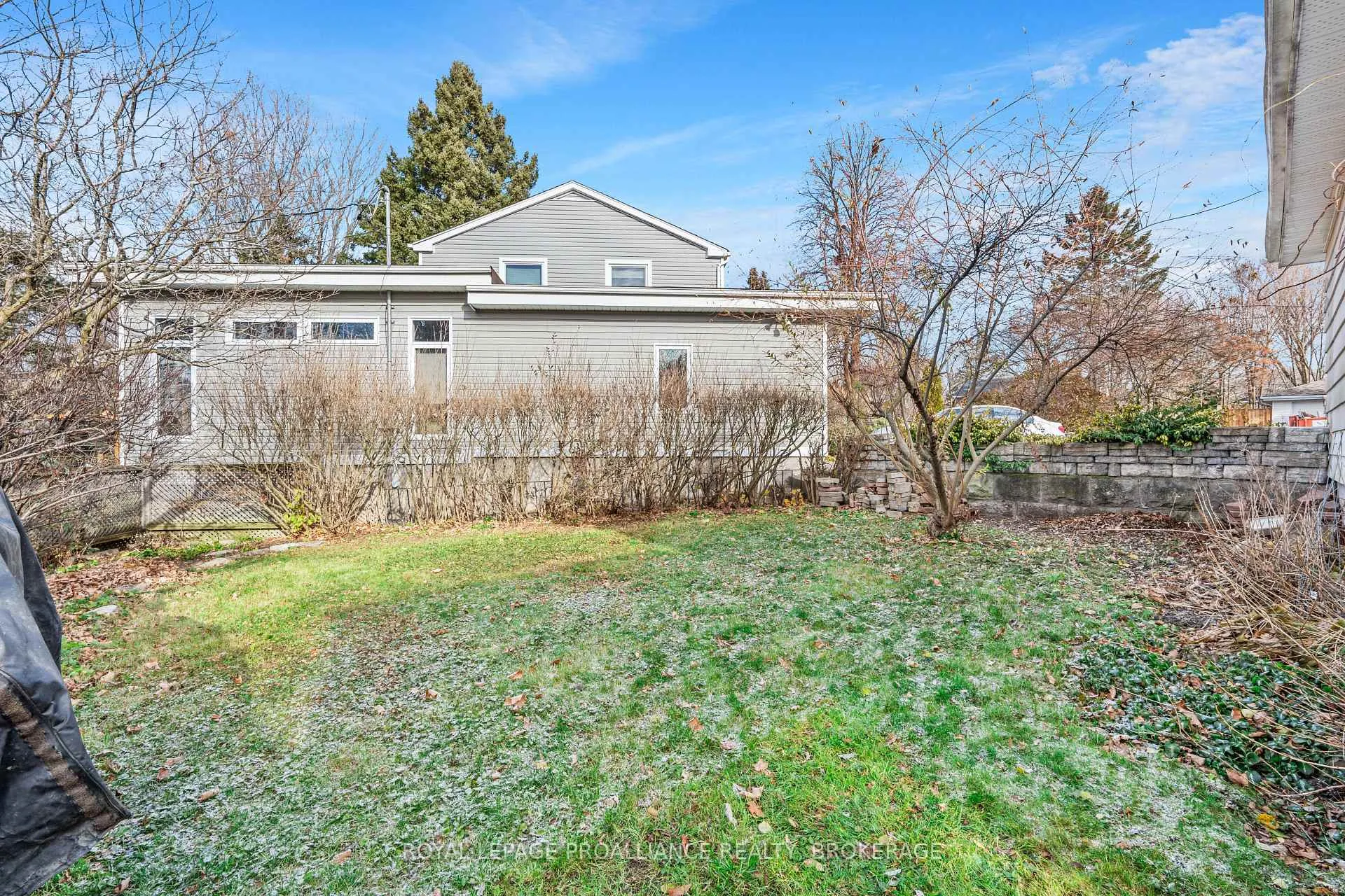 Photo 25 of 4 Strathcona Crescent, Kingston, West of Sir John A. Blvd — HOMEH