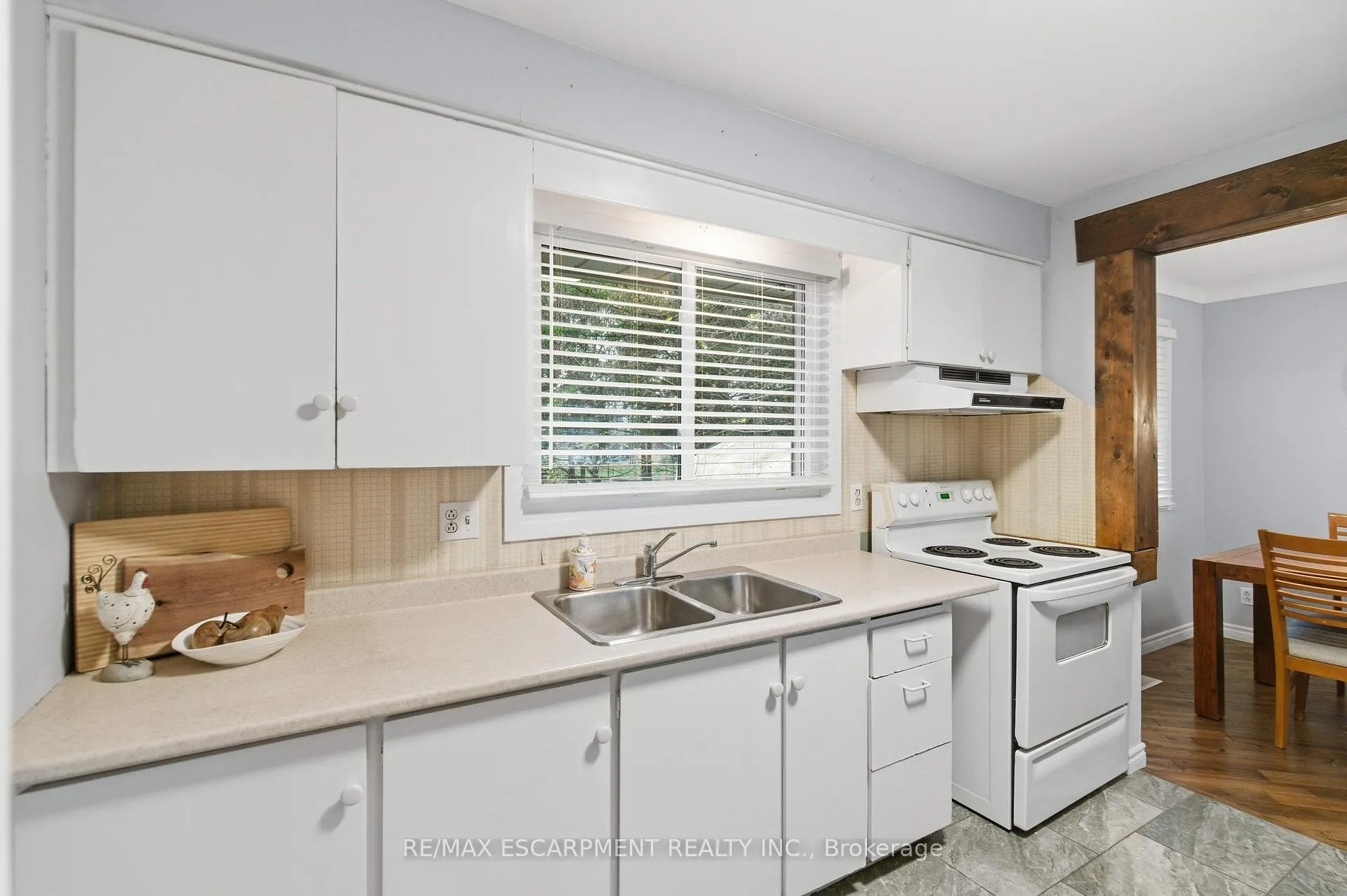 Photo 17 of 30 Kelly Street, Hamilton, Waterdown — HOMEH