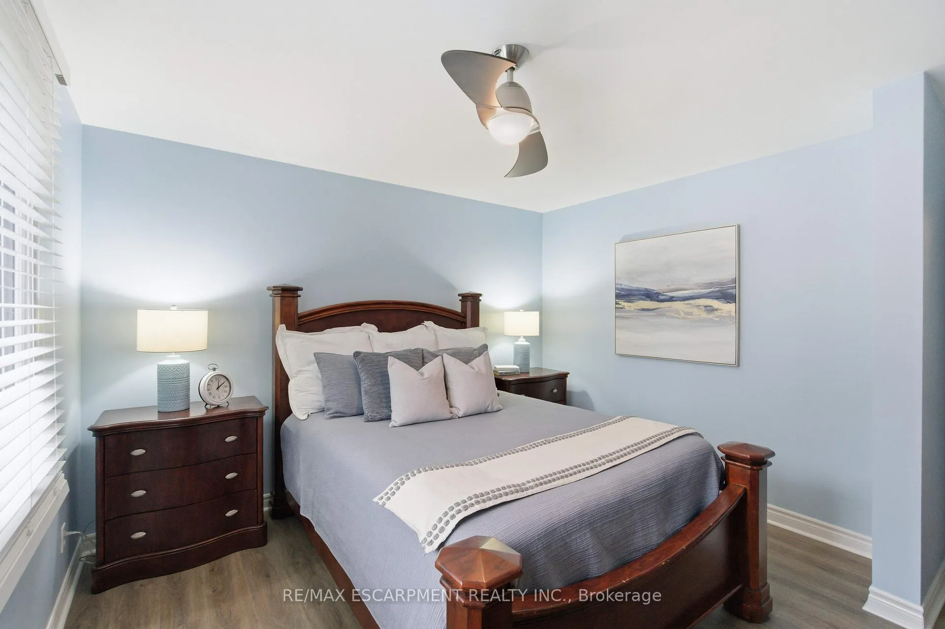 Photo 19 of 30 Kelly Street, Hamilton, Waterdown — HOMEH