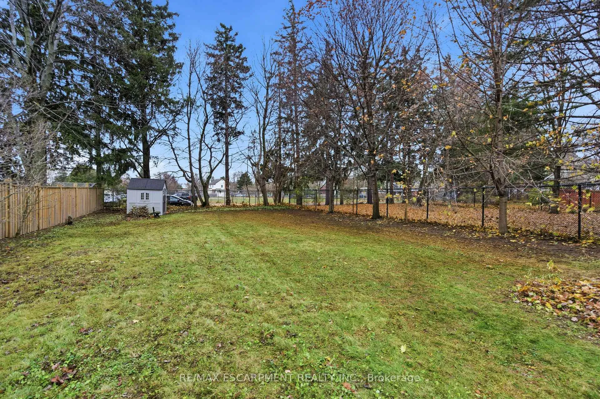 Photo 34 of 30 Kelly Street, Hamilton, Waterdown — HOMEH