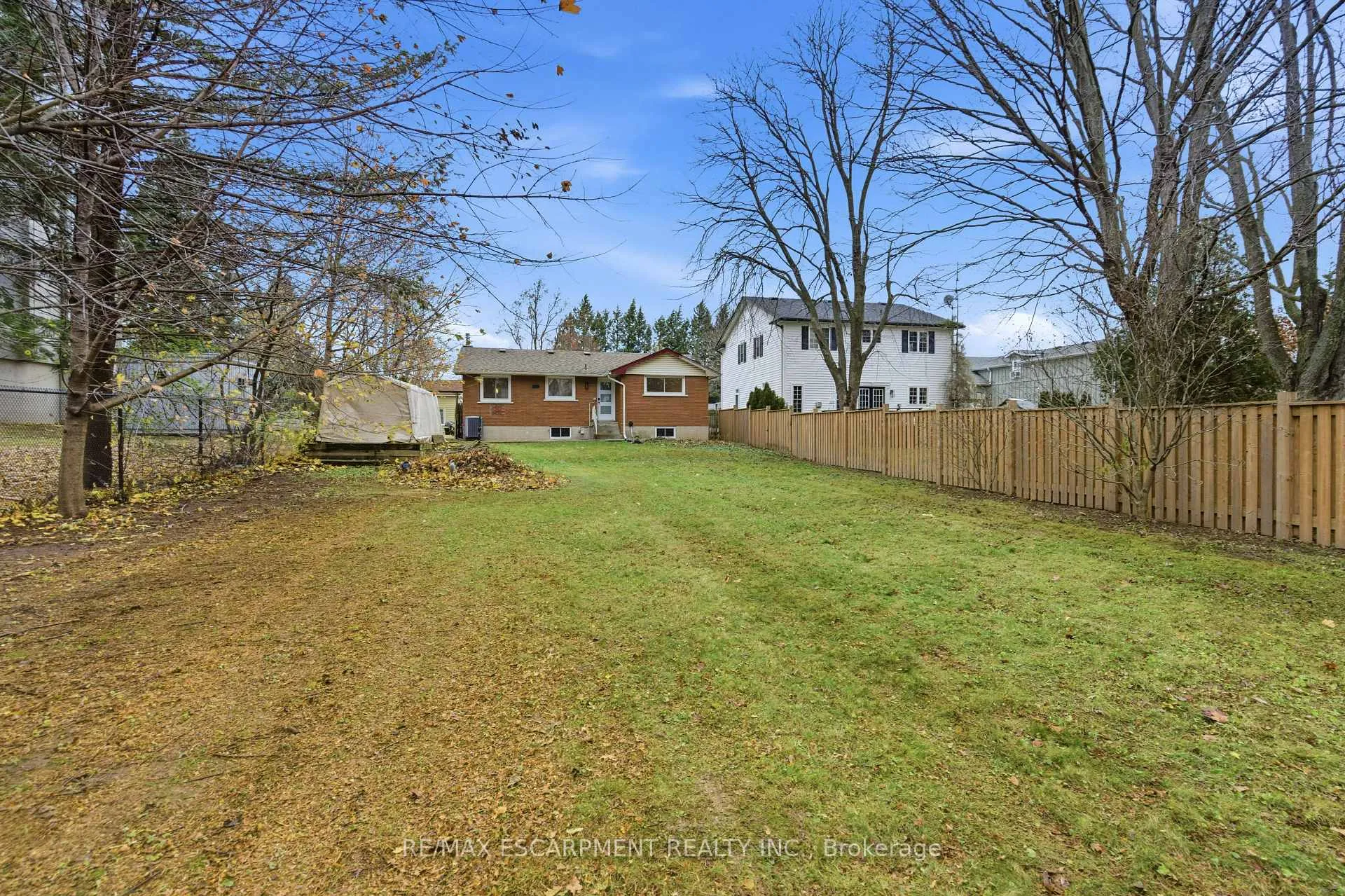 Photo 36 of 30 Kelly Street, Hamilton, Waterdown — HOMEH