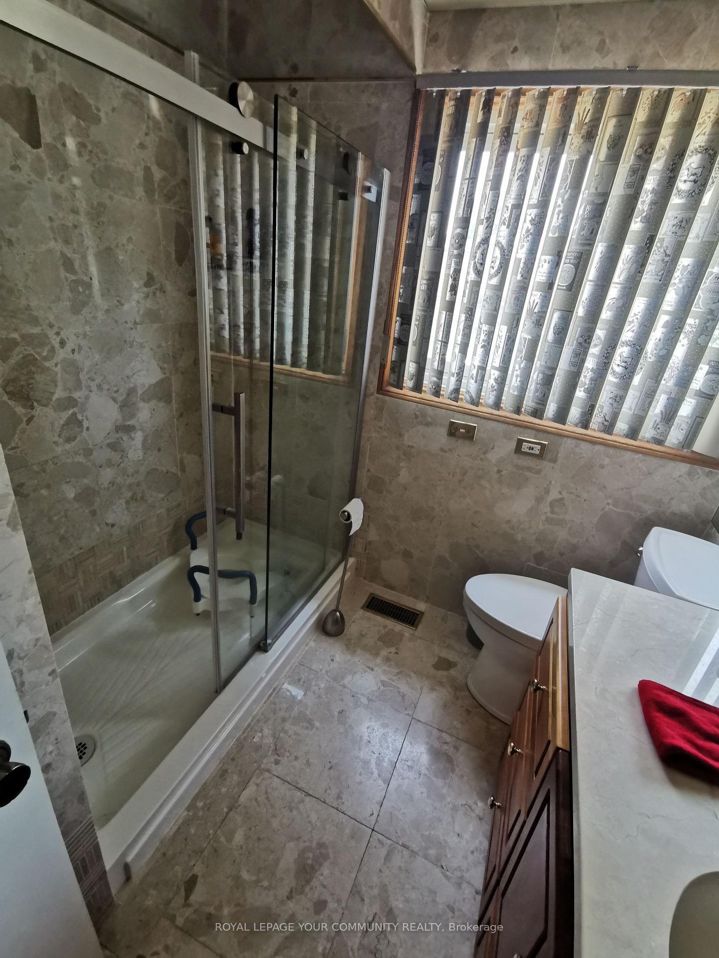 Photo 12 of 138 Parkview Hill Crescent, Toronto, O'Connor-Parkview — HOMEH