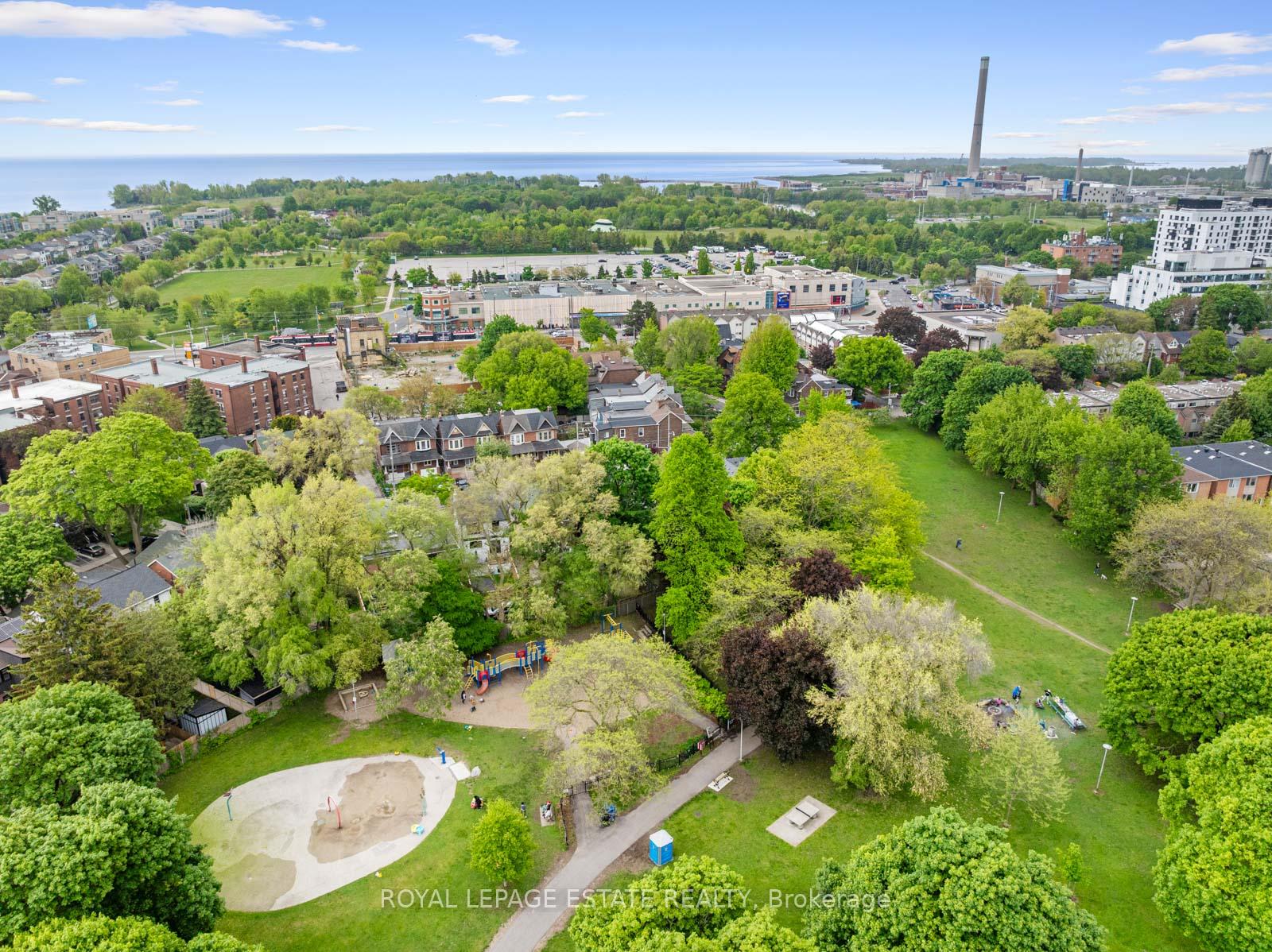 Photo 37 of 7 Vince Avenue, Toronto, The Beaches — HOMEH