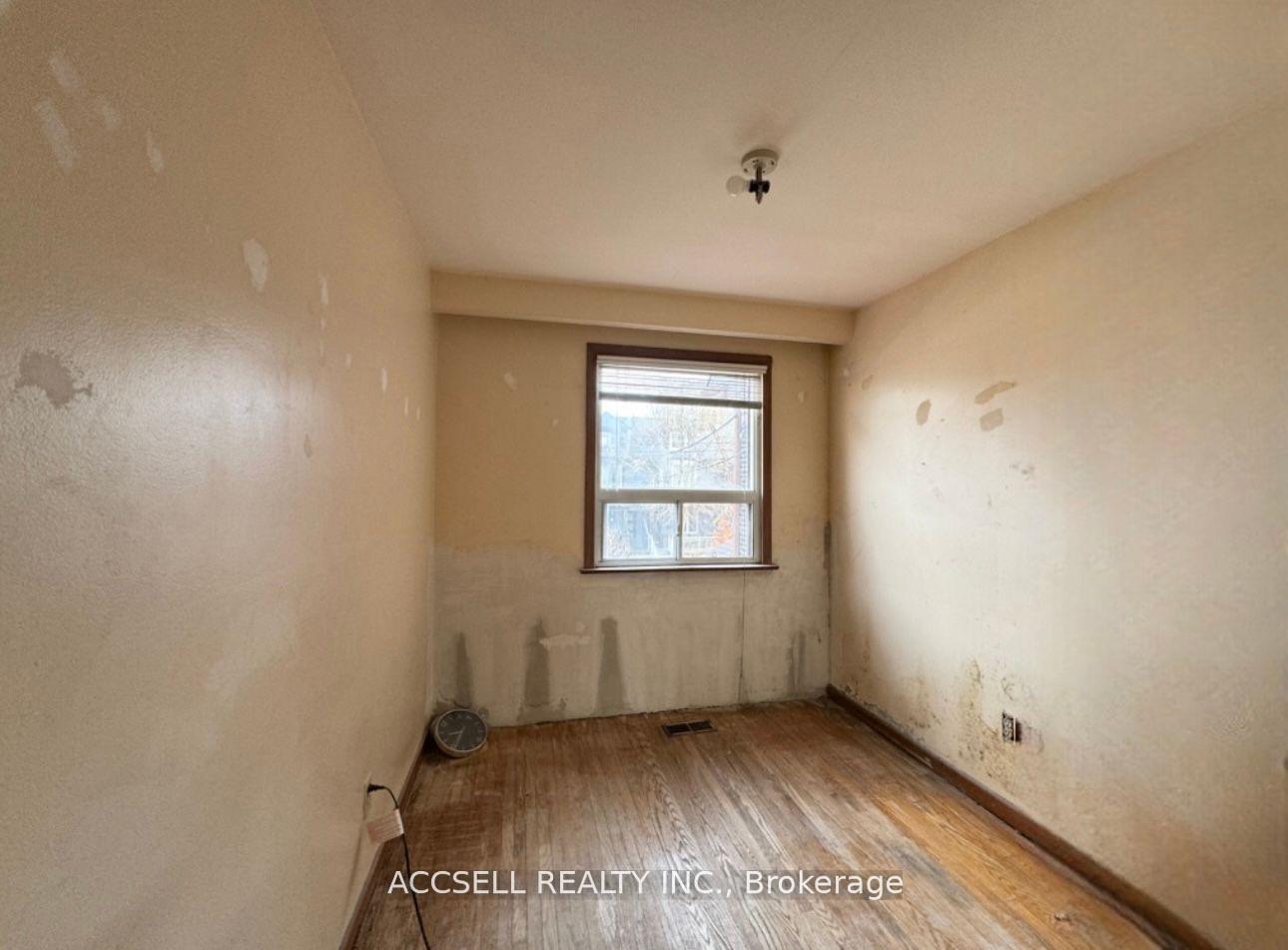 Photo 14 of 684 Manning Avenue, Toronto, The Annex — HOMEH