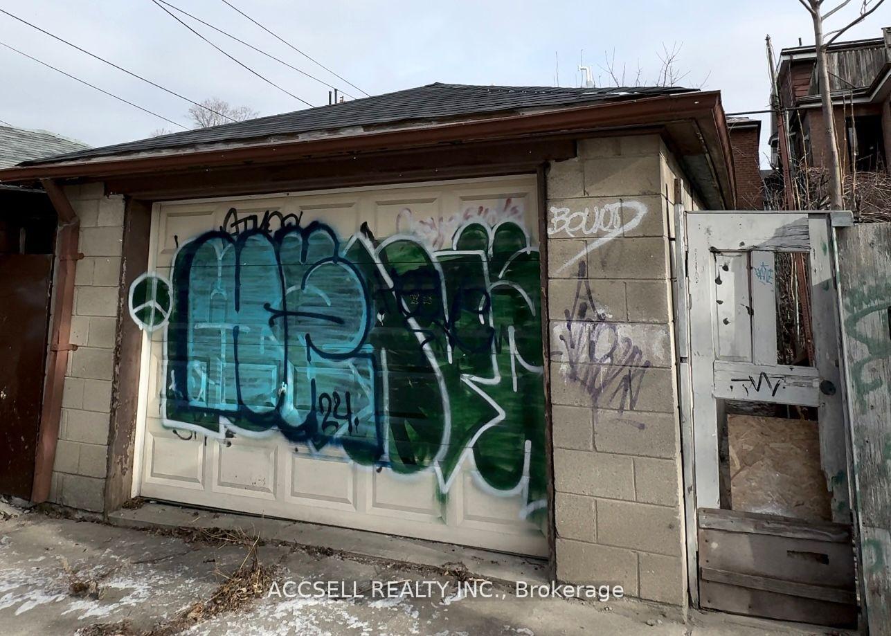 Photo 19 of 684 Manning Avenue, Toronto, The Annex — HOMEH